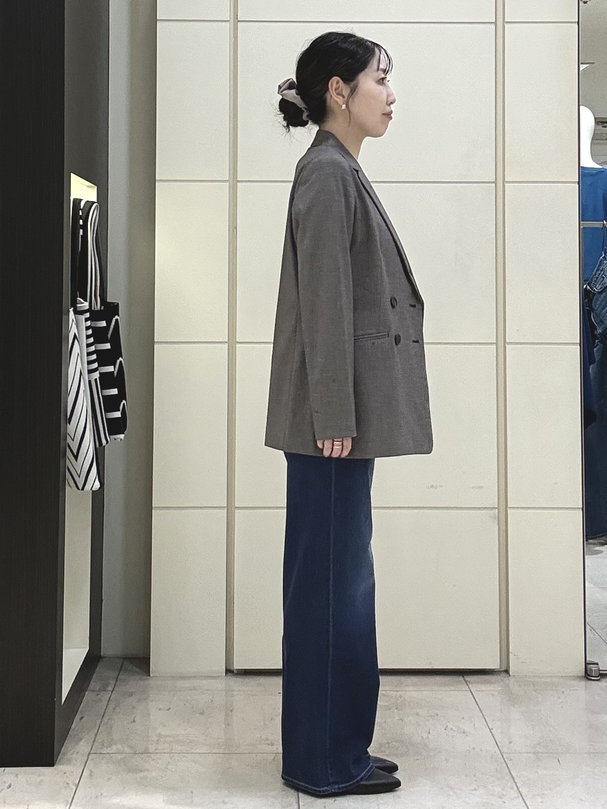mori.さんの「UNTITLED｜【セットアップ可/秋羽織り/お仕事スーツ】ウールブレンドダブルジャケット」を使ったコーディネート