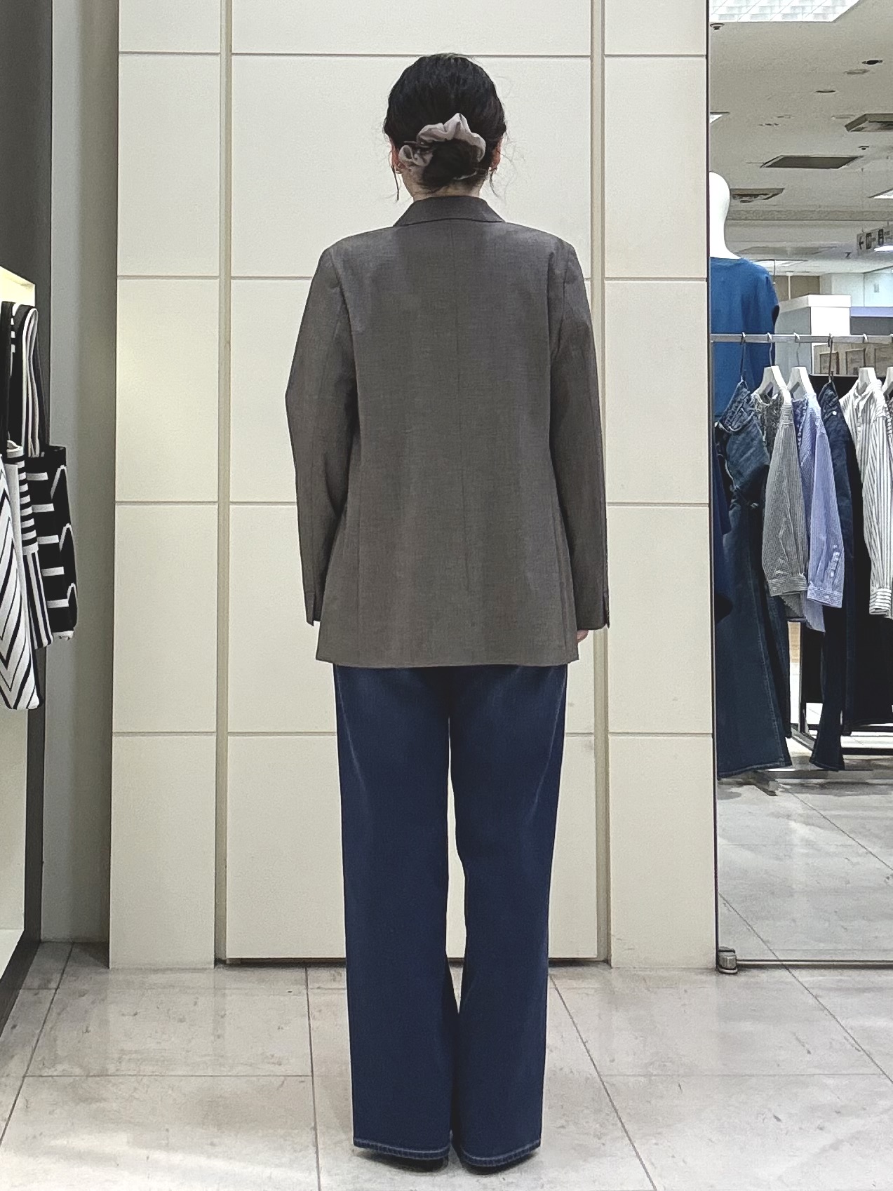 mori.さんの「UNTITLED｜【セットアップ可/秋羽織り/お仕事スーツ】ウールブレンドダブルジャケット」を使ったコーディネート