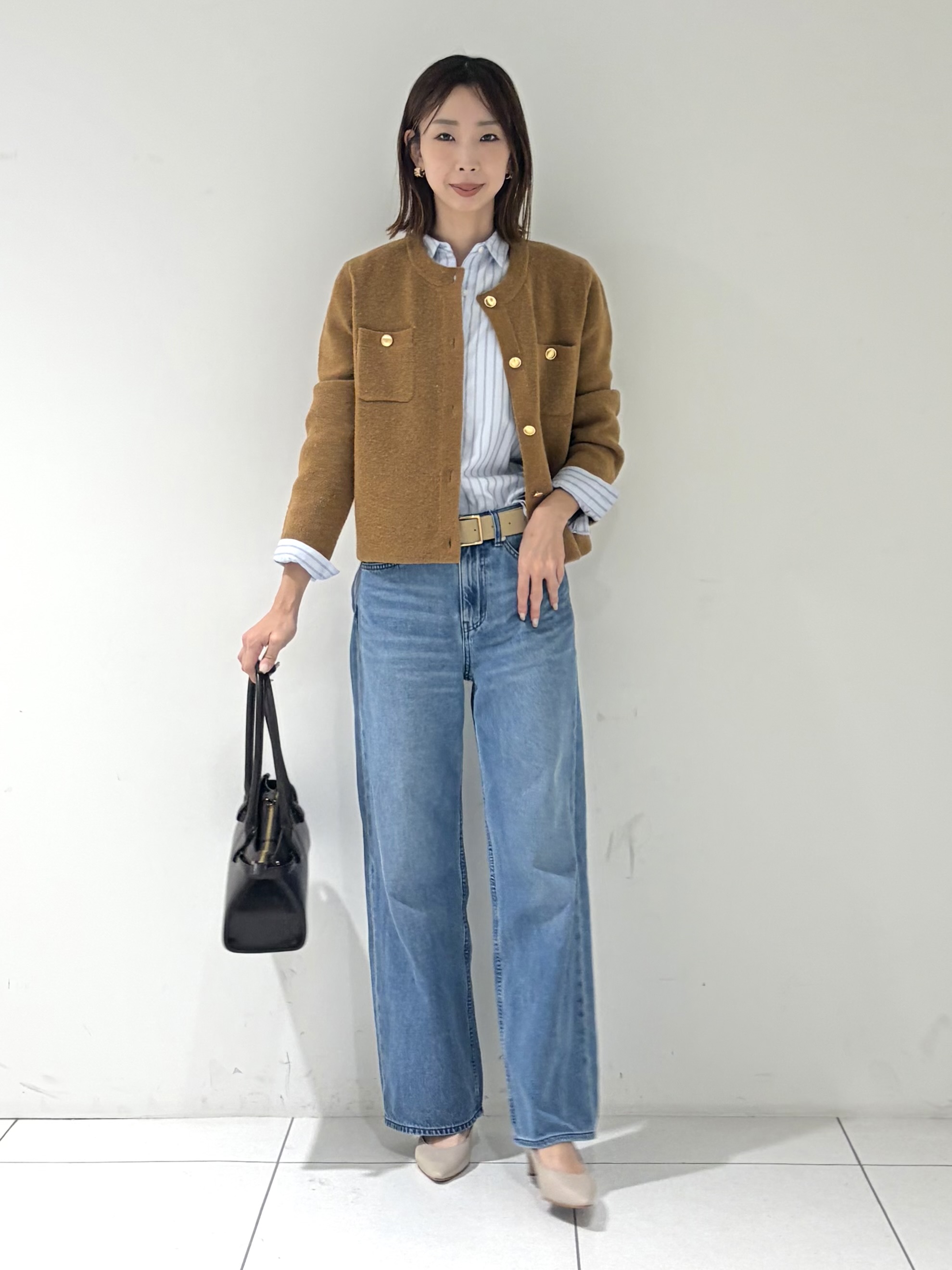 shioriさんの「INDIVI｜【軽やか】ブークレニットジャケット」を使ったコーディネート