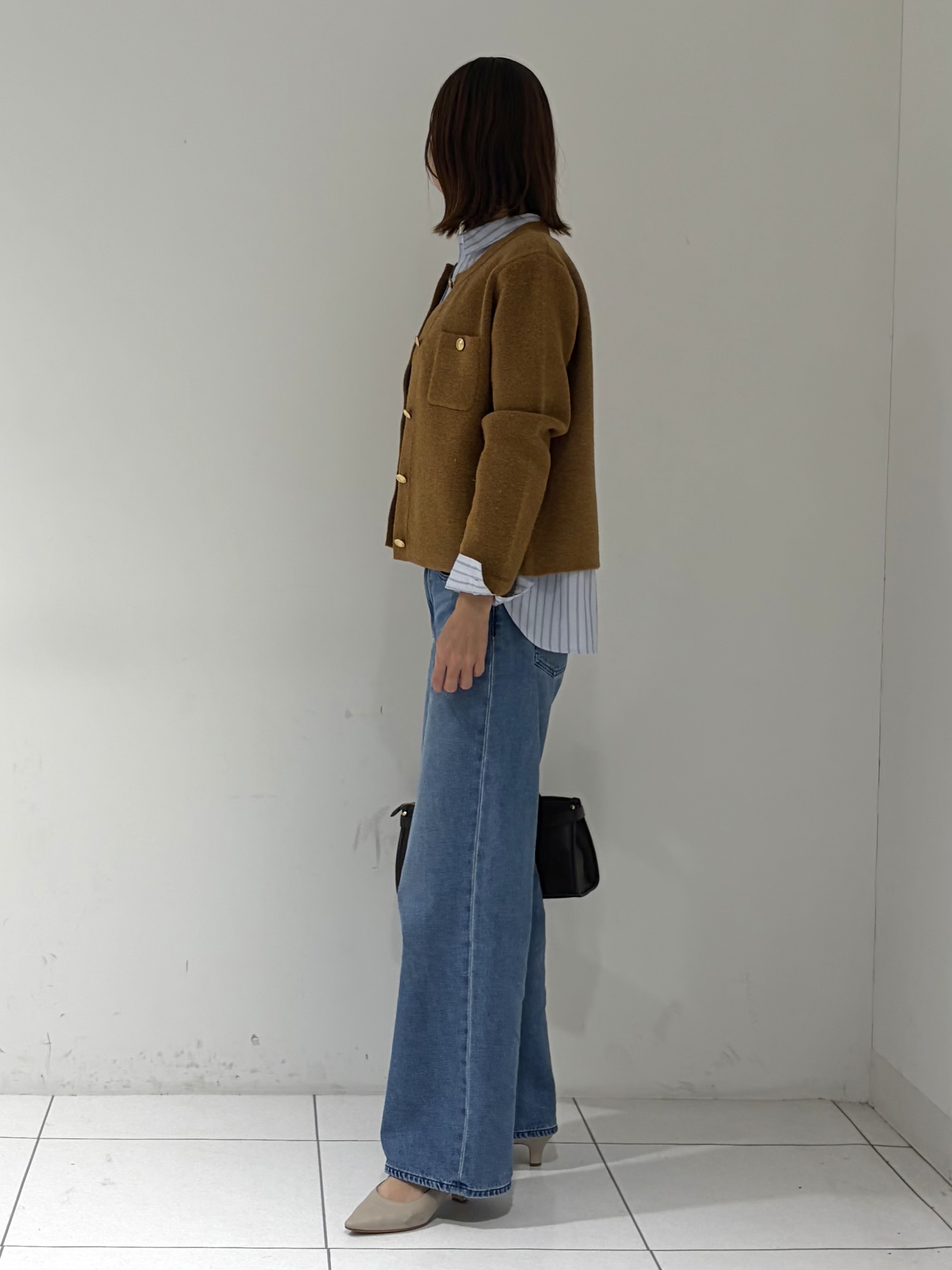 shioriさんの「INDIVI｜【軽やか】ブークレニットジャケット」を使ったコーディネート