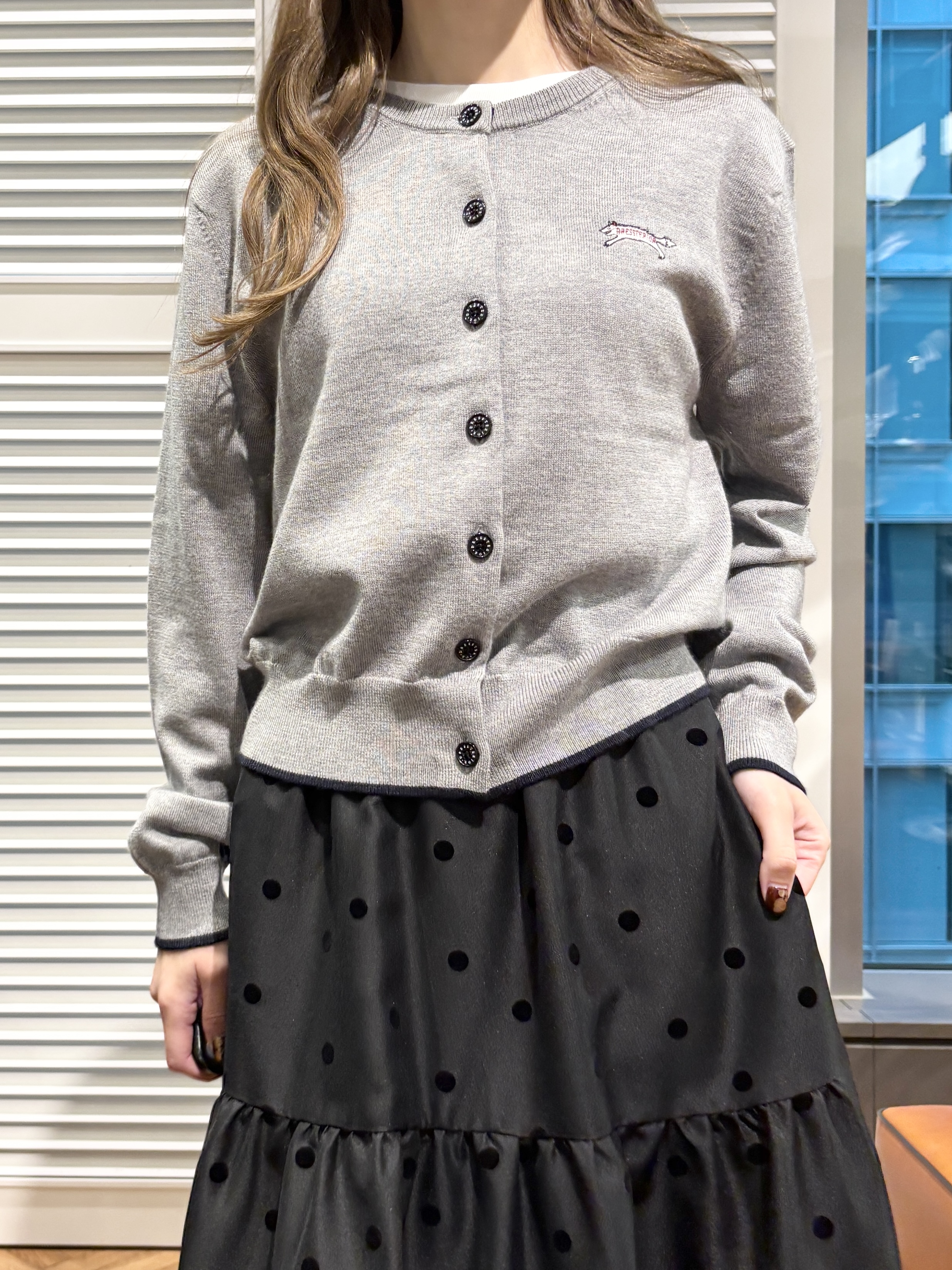 清水夏姫さんの「DRESSTERIOR｜フロッキードットスカート」を使ったコーディネート
