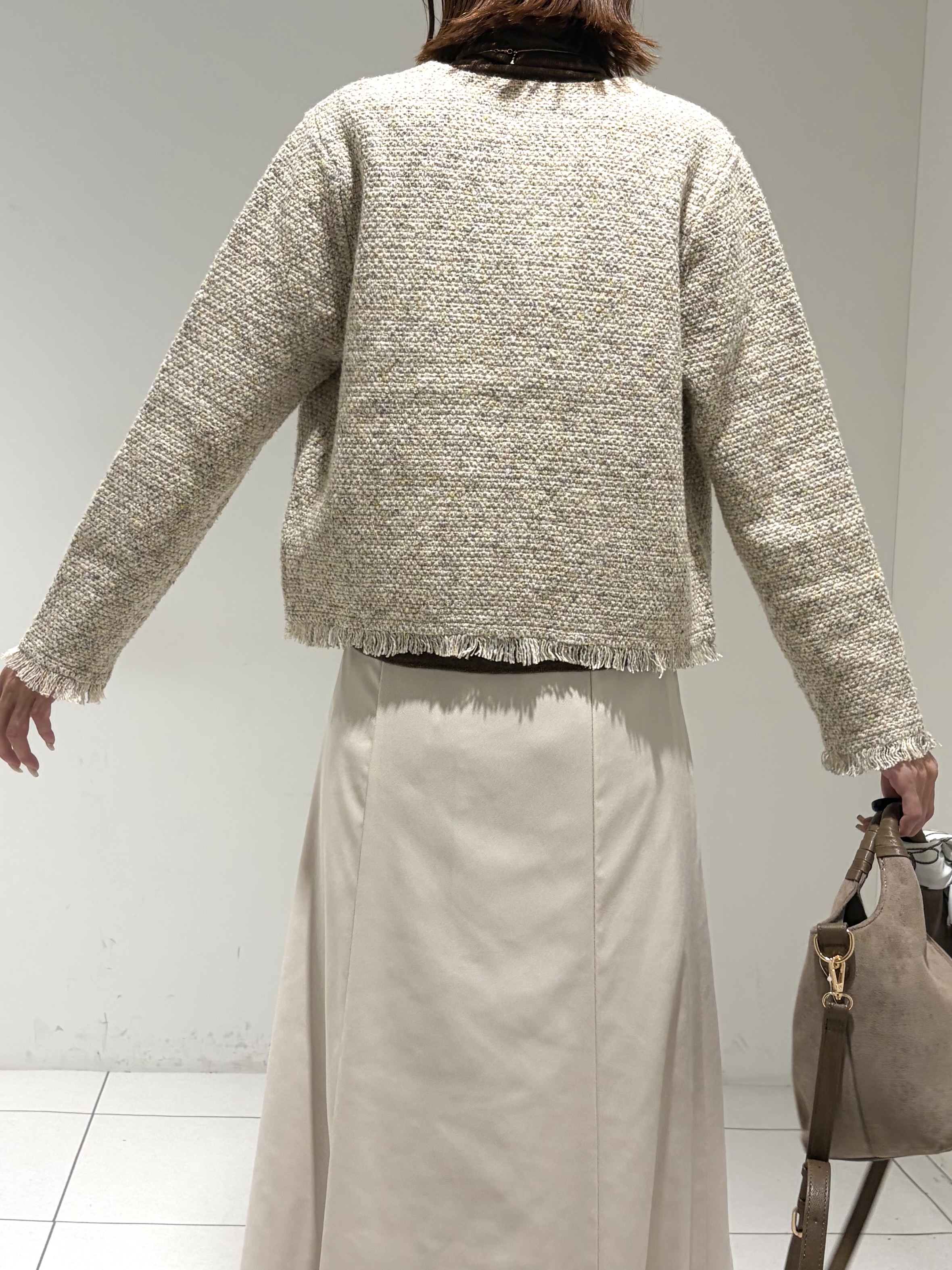 shioriさんの「INDIVI｜【ウールラメ混／軽量】 ハイネックインナーニット」を使ったコーディネート