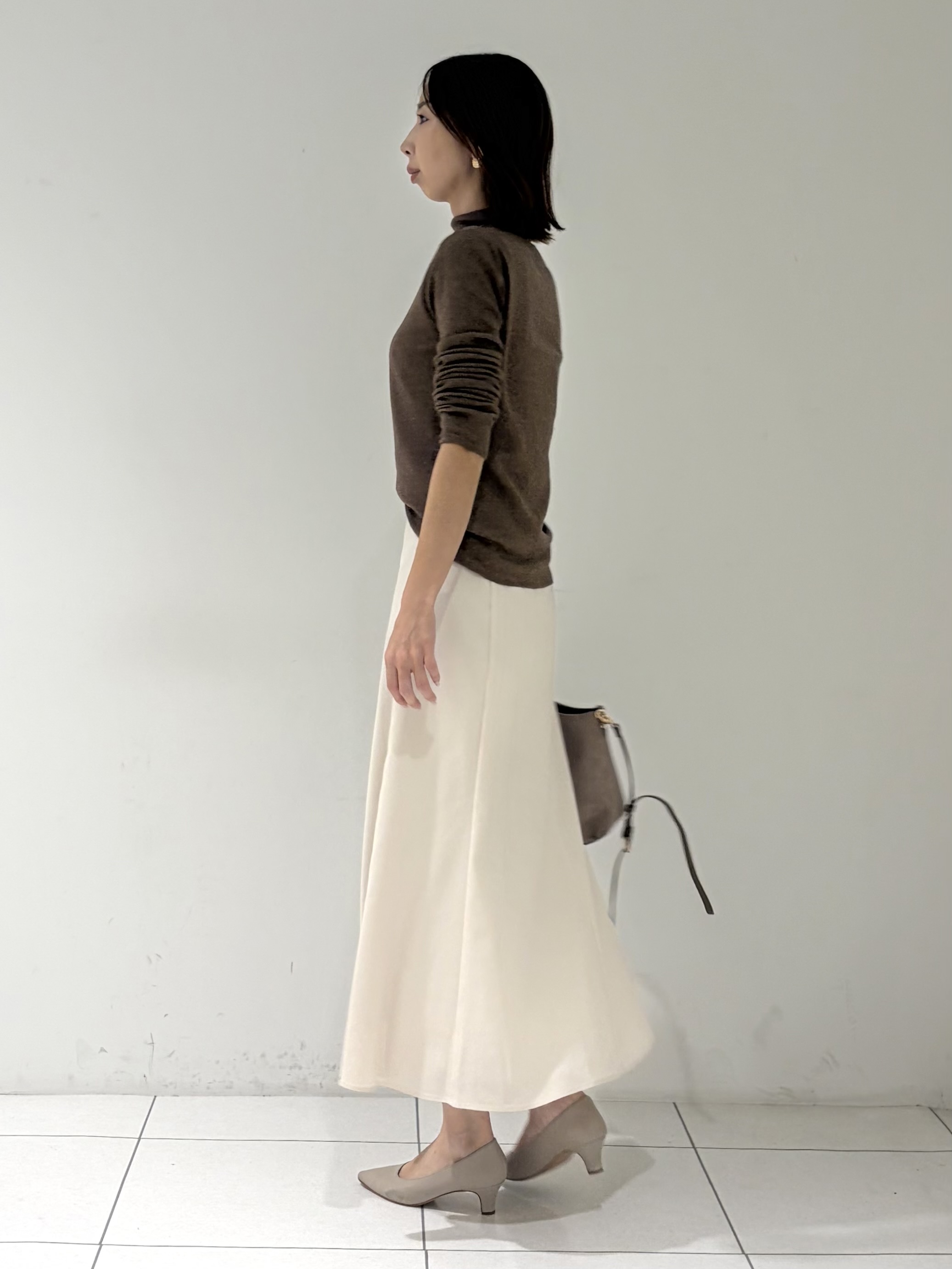 shioriさんの「INDIVI｜【ウールラメ混／軽量】 ハイネックインナーニット」を使ったコーディネート