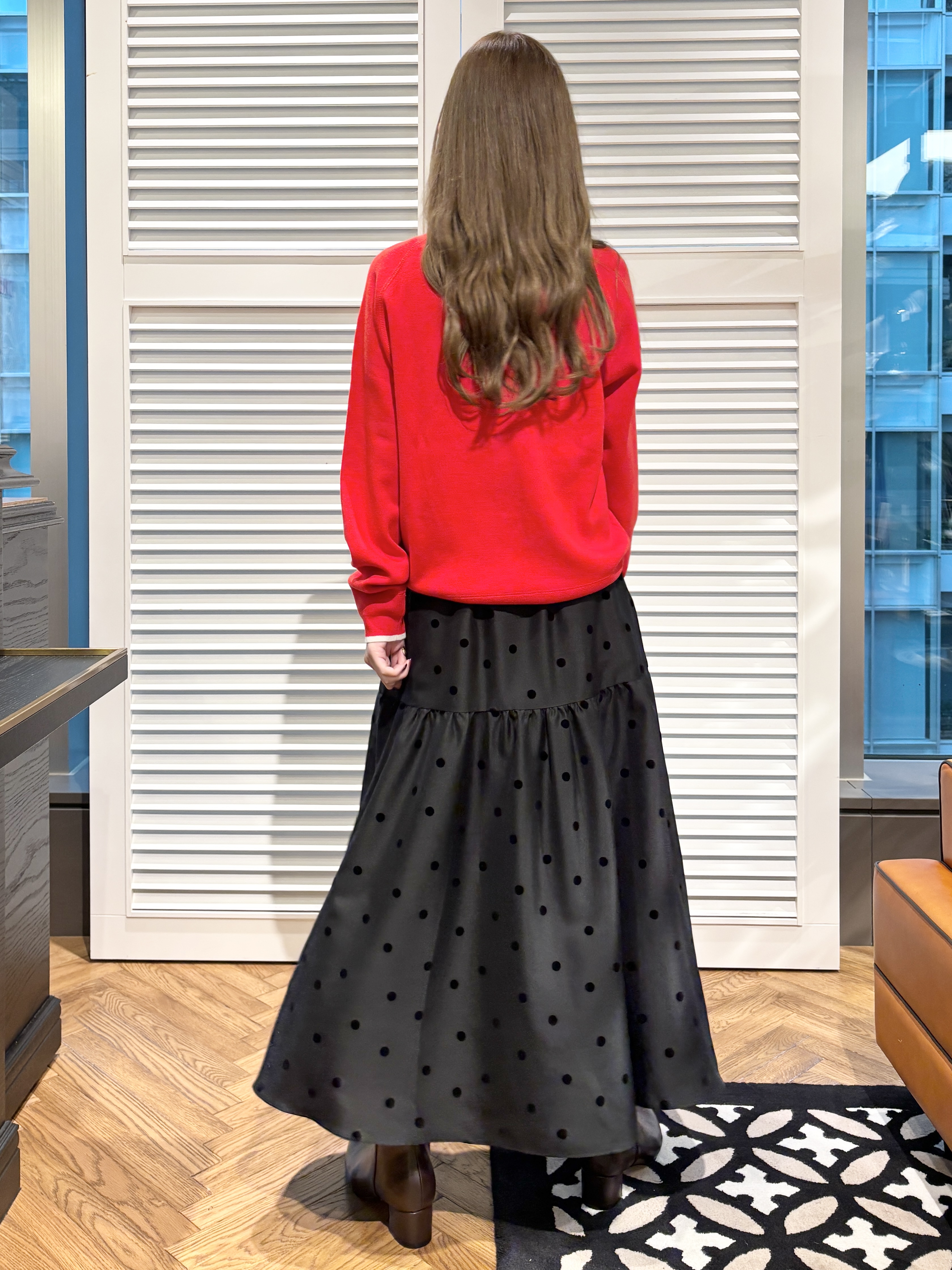 清水夏姫さんの「DRESSTERIOR｜フロッキードットスカート」を使ったコーディネート