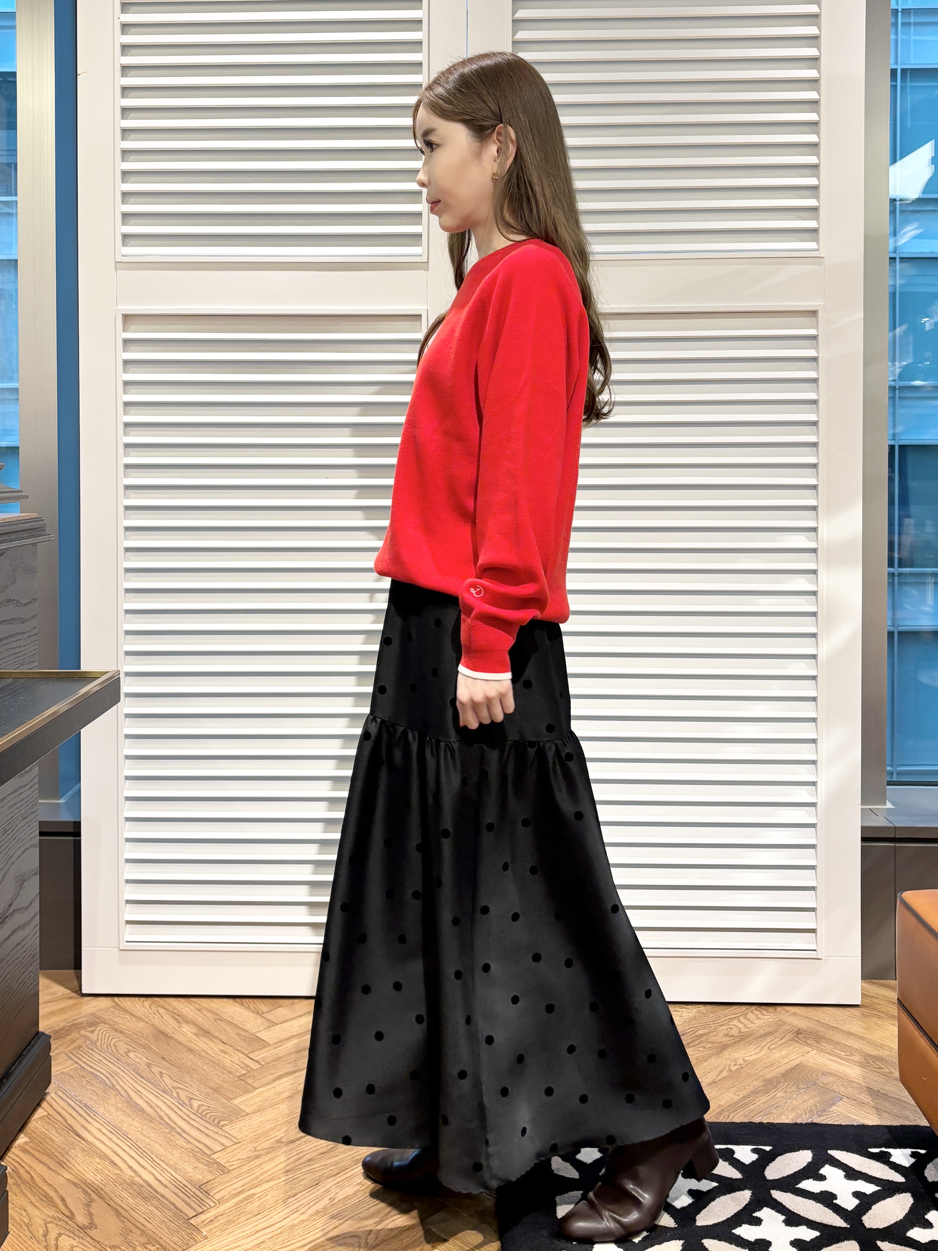 清水夏姫さんの「DRESSTERIOR｜フロッキードットスカート」を使ったコーディネート