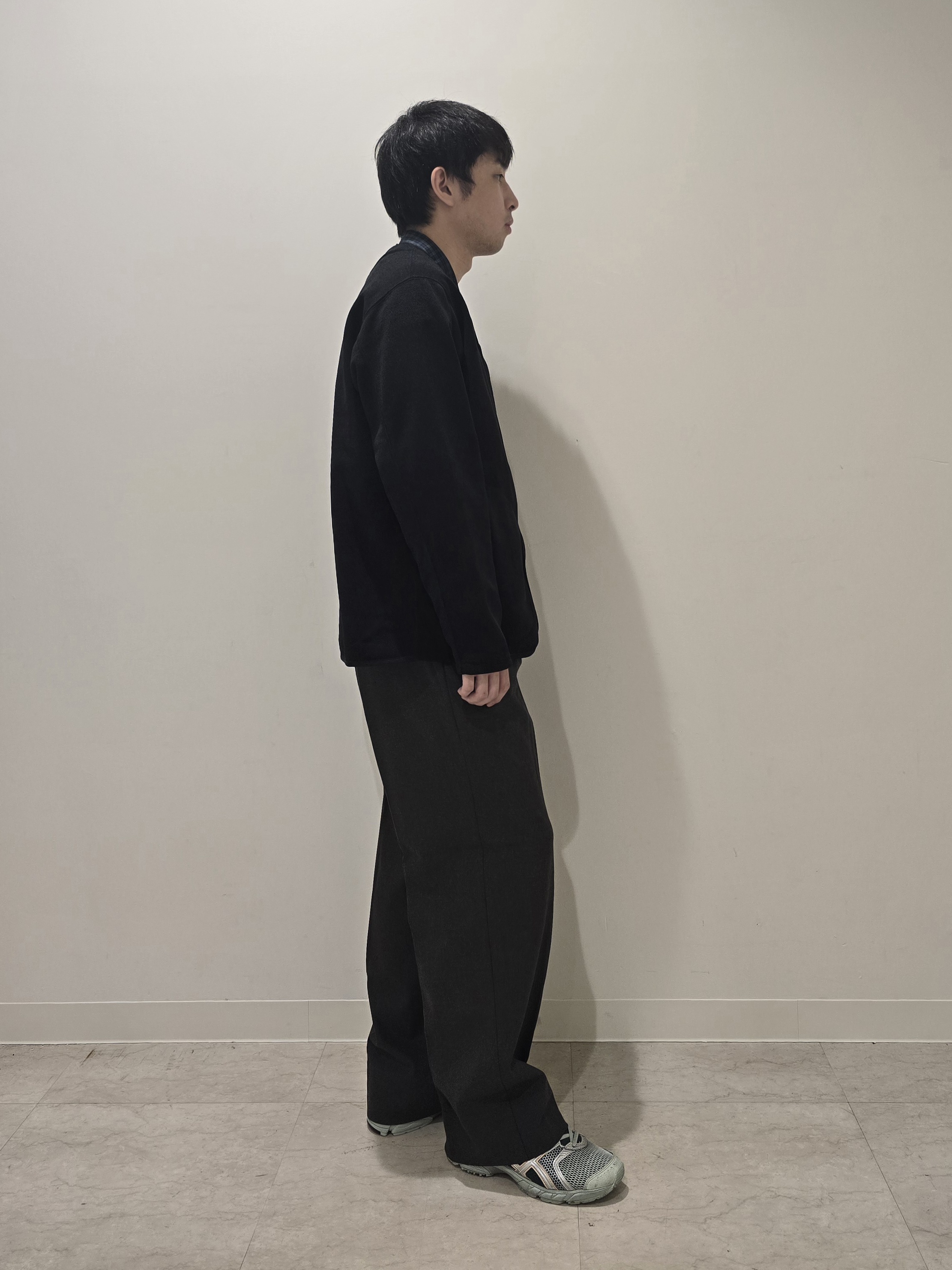 白木駆さんの「TAKEO KIKUCHI｜コーデュロイフリース ブルゾン」を使ったコーディネート