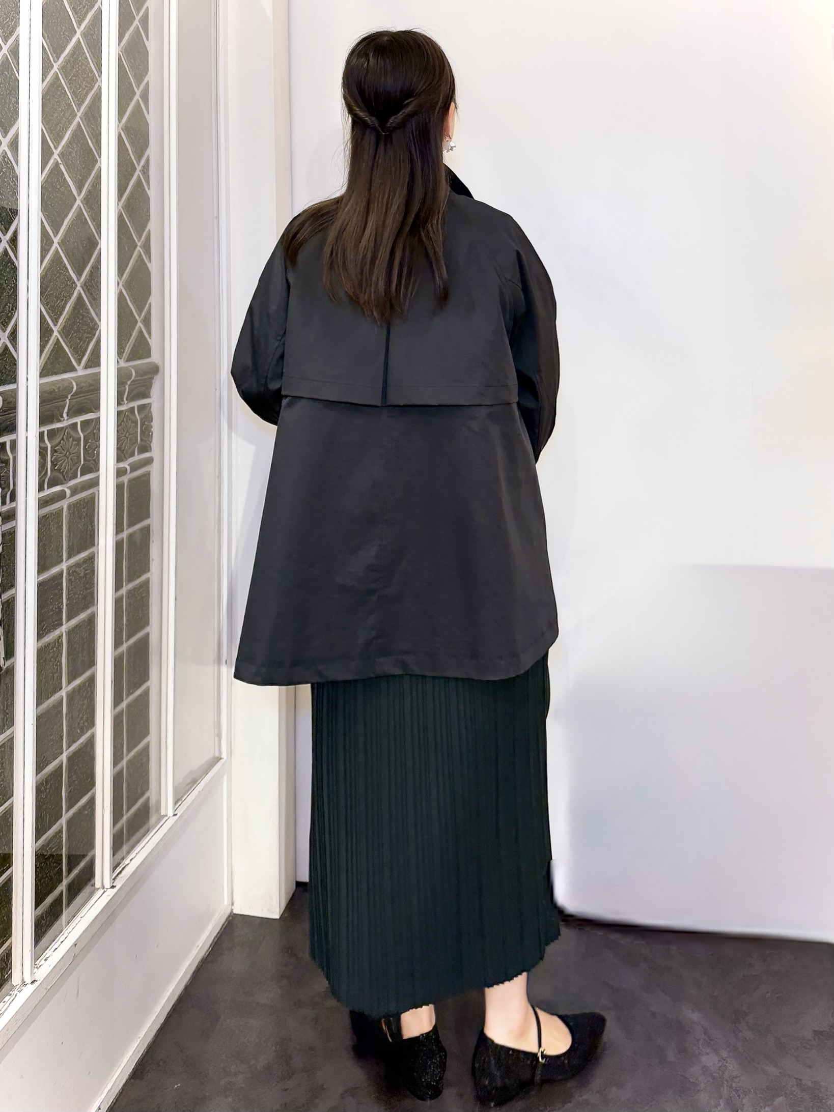 みーさんの「grove｜【撥水／シルエット2WAY】ゆったり着られて体型カバー◎ スタンドネック テントラインコート」を使ったコーディネート