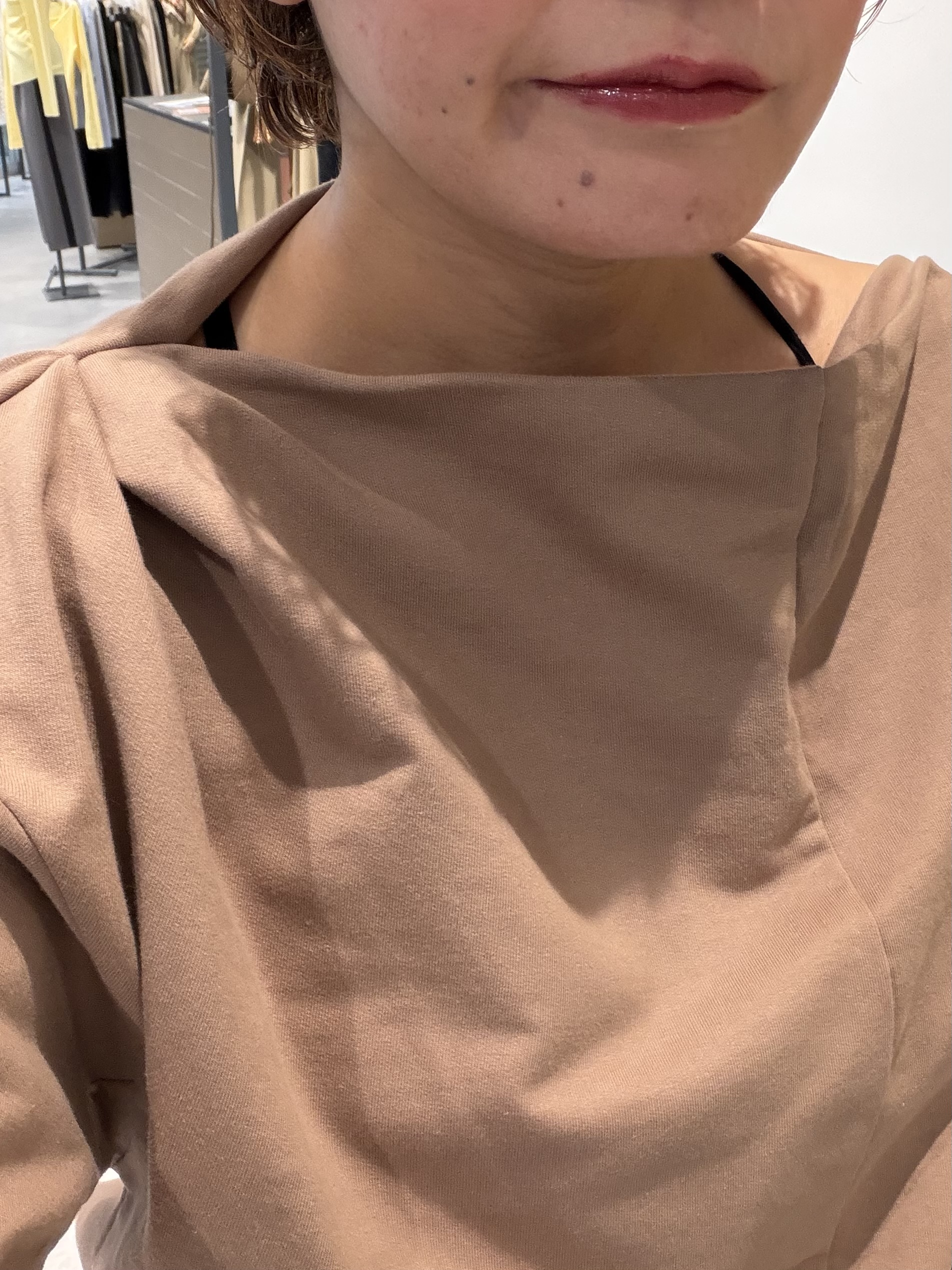 mari_831さんの「INDIVI｜裏毛オフショルカットソー」を使ったコーディネート