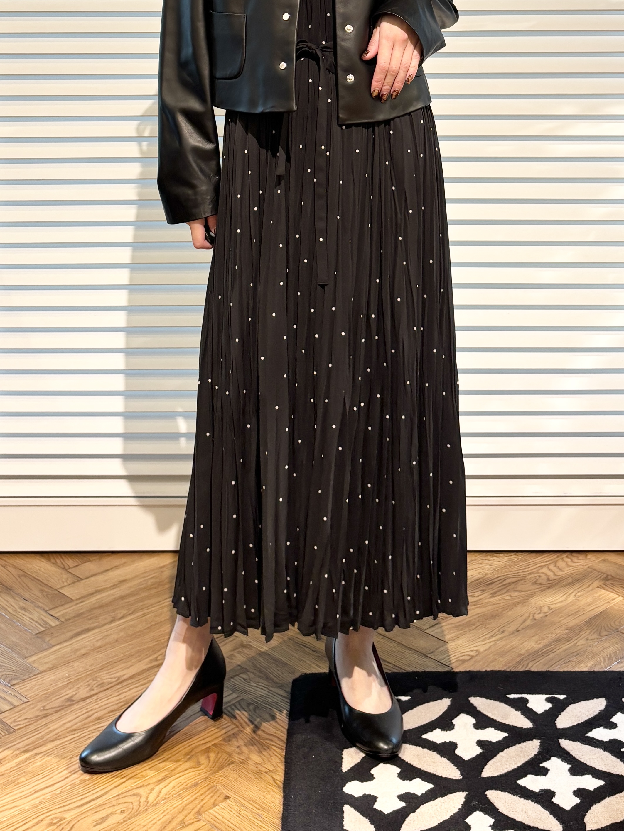 清水夏姫さんの「DRESSTERIOR｜【otonaMUSE5月号掲載】アーチフィットレザーパンプス」を使ったコーディネート
