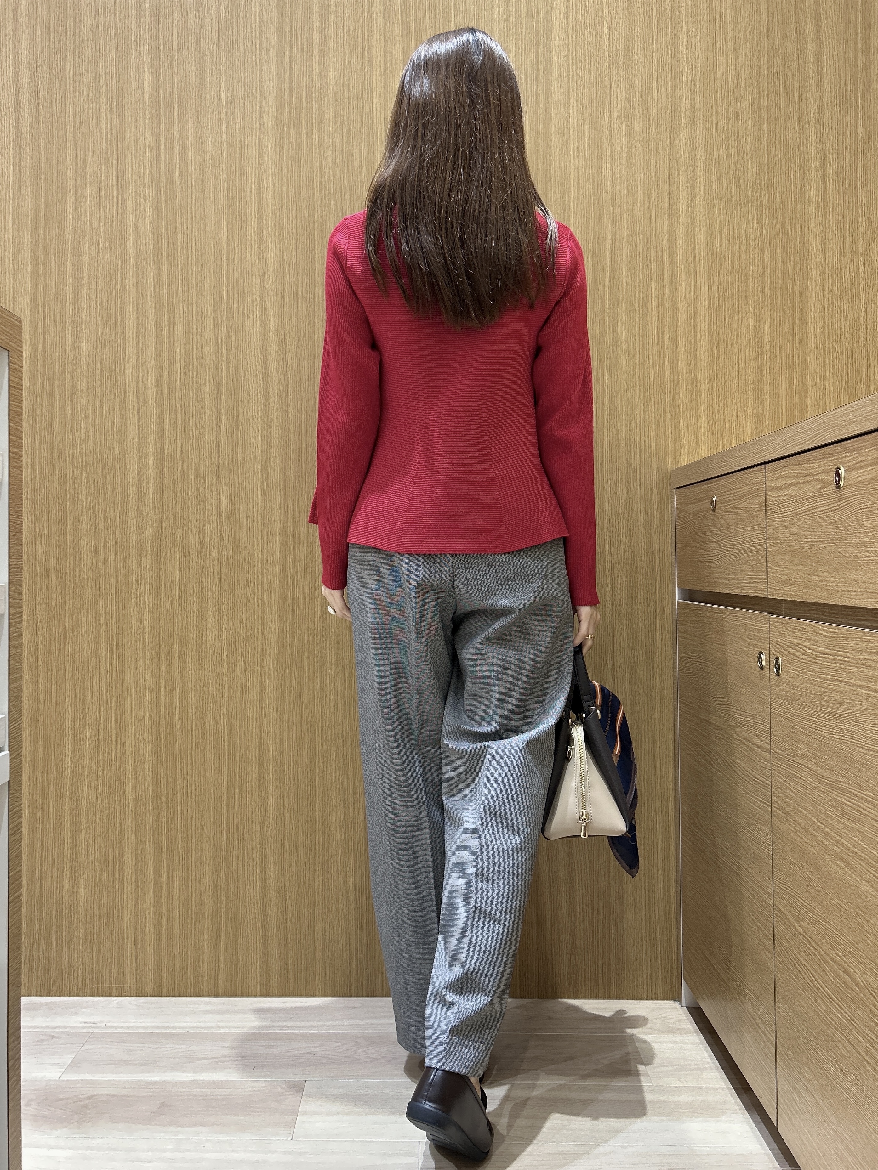 maiさんの「OPAQUE.CLIP｜美脚ストレッチ裏起毛ワイドパンツ【蓄熱／洗濯機OK】」を使ったコーディネート