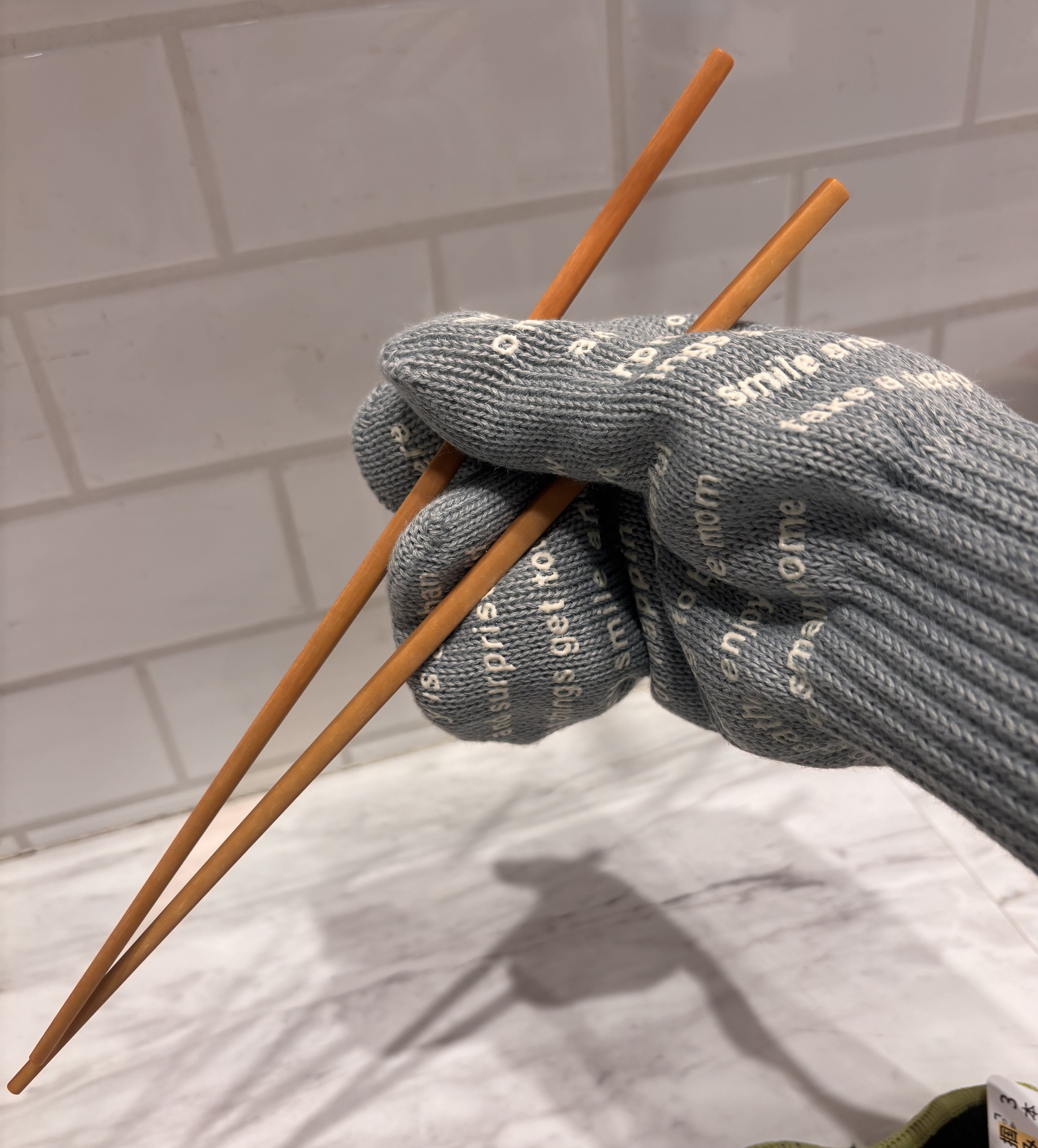 iteさんの「212 KITCHEN STORE｜サンベルム 3本指ミトン グレー」を使ったコーディネート
