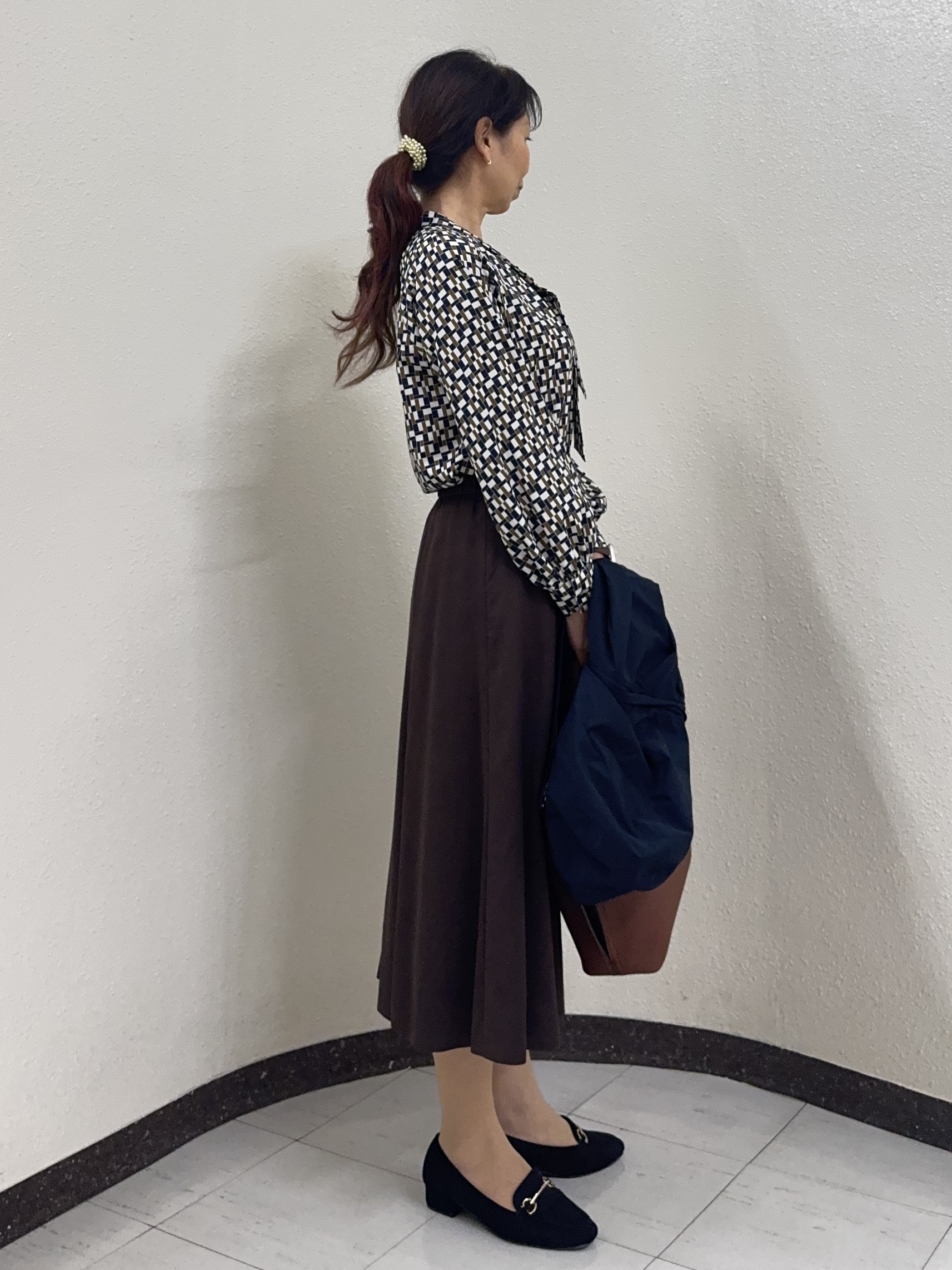 ⭐︎Eimi⭐︎さんの「Reflect｜【SS-4Lサイズ／セットアップ】幾何柄プリント ボウタイデザインブラウス」を使ったコーディネート