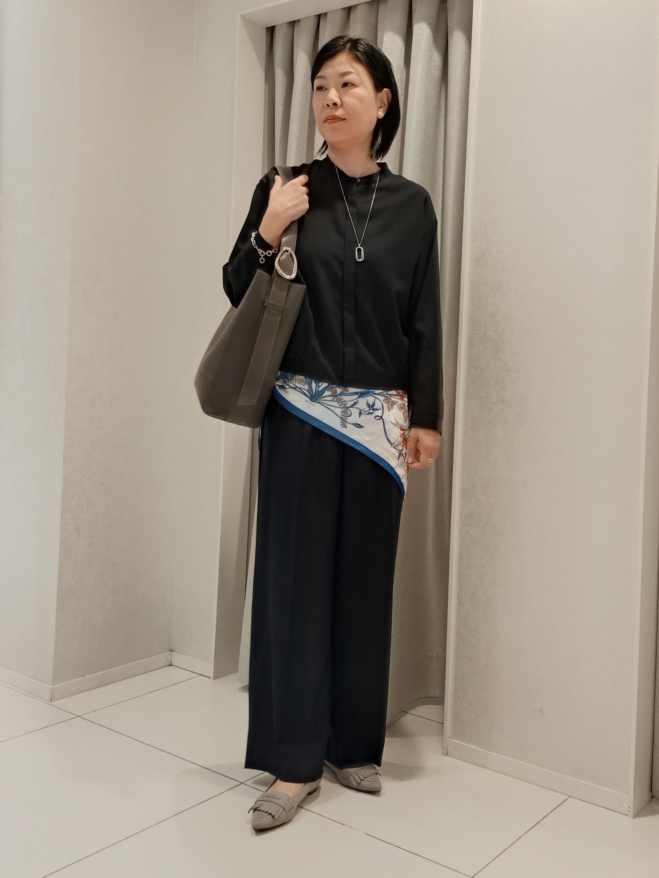 WATAさんの「UNTITLED｜【セットアップ可/秋羽織り】メランジツイルシャツ」を使ったコーディネート