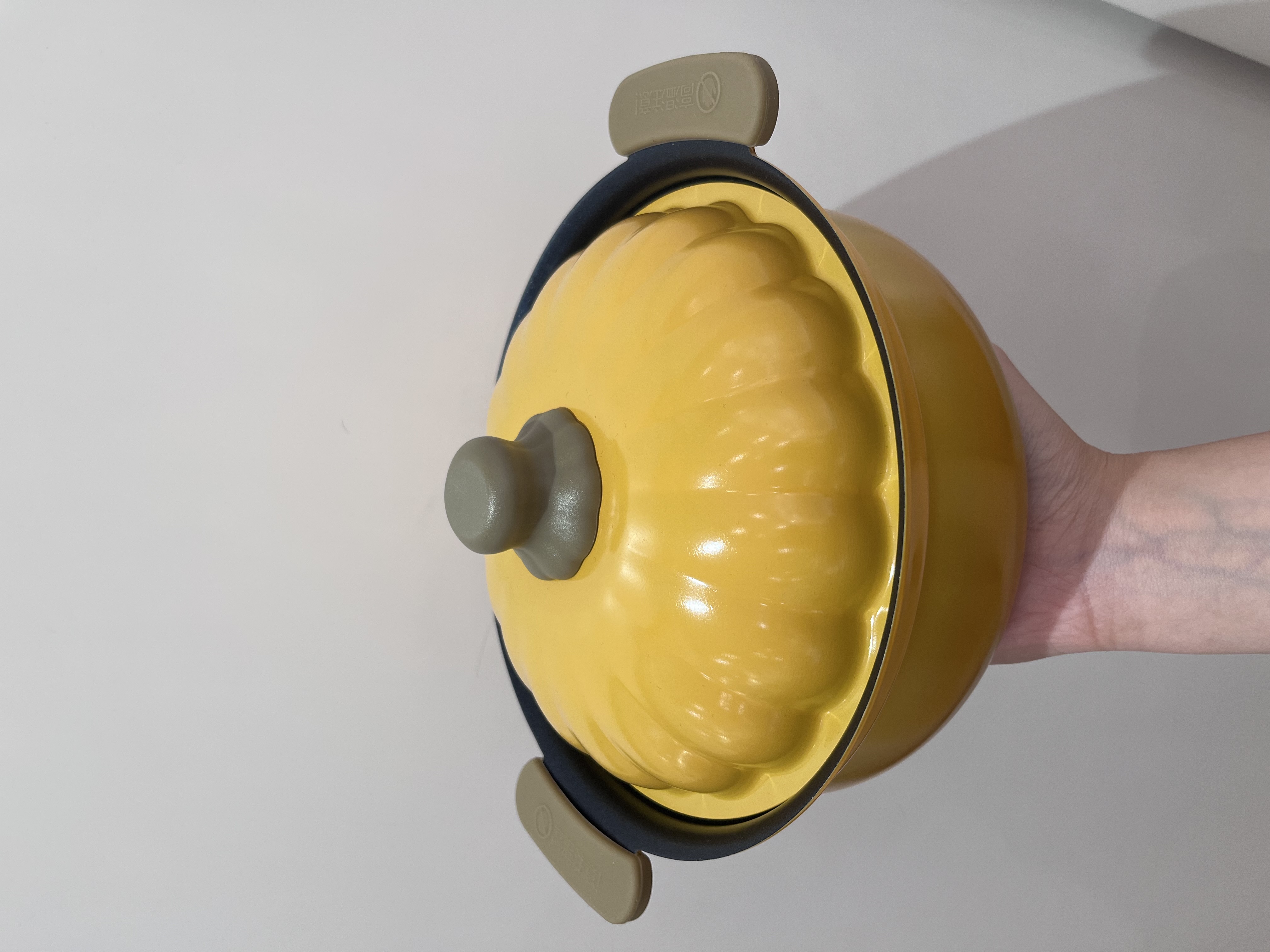 shino.さんの「212 KITCHEN STORE｜べジポ IH対応ミニ卓上鍋 19cm トマト」を使ったコーディネート