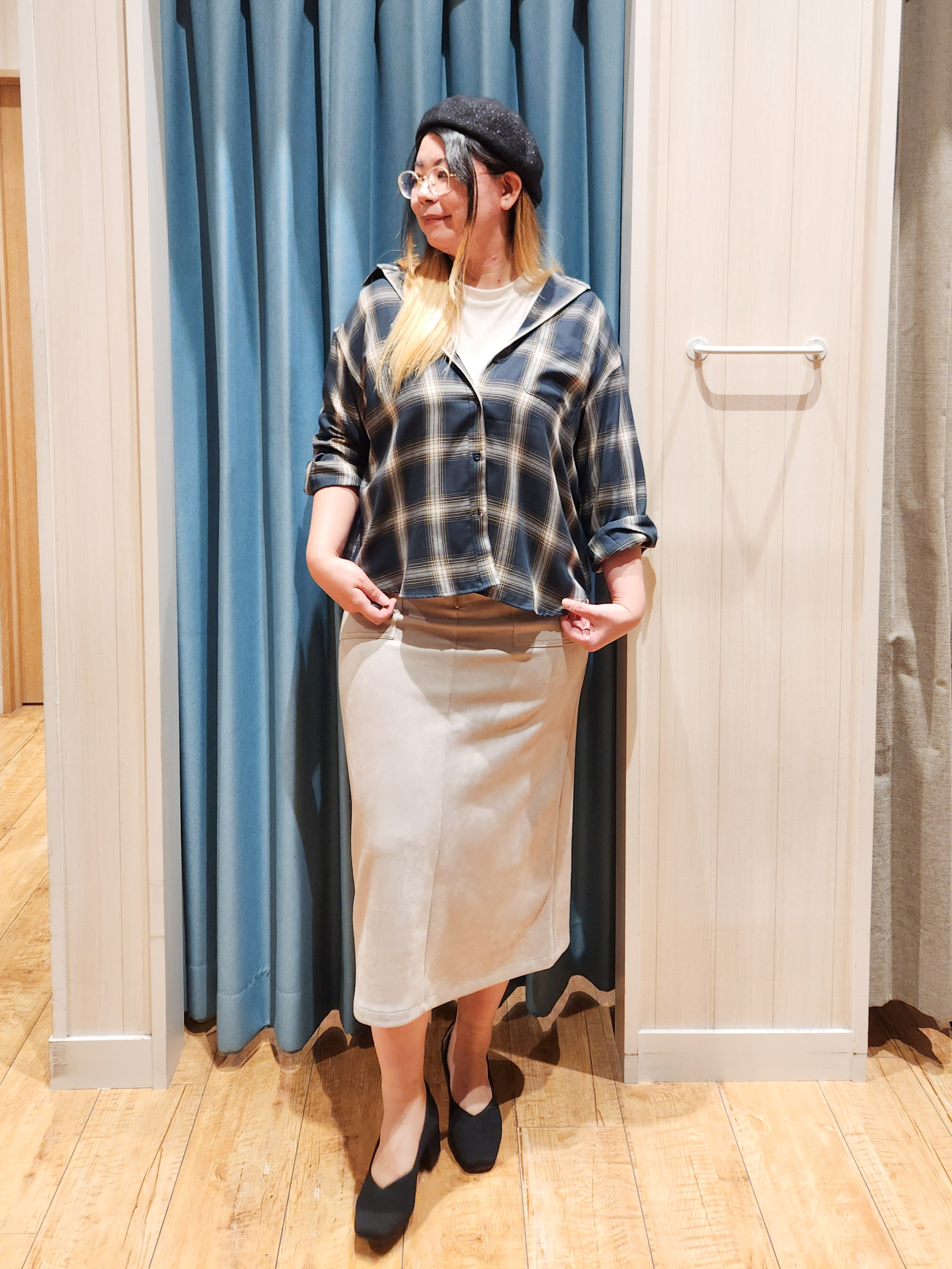 れーやんさんの「SHOO･LA･RUE｜【洗濯後しわになりにくい/S-LL】気分で選ぶ 大人のデイリー使いに ベーシックシャツ」を使ったコーディネート
