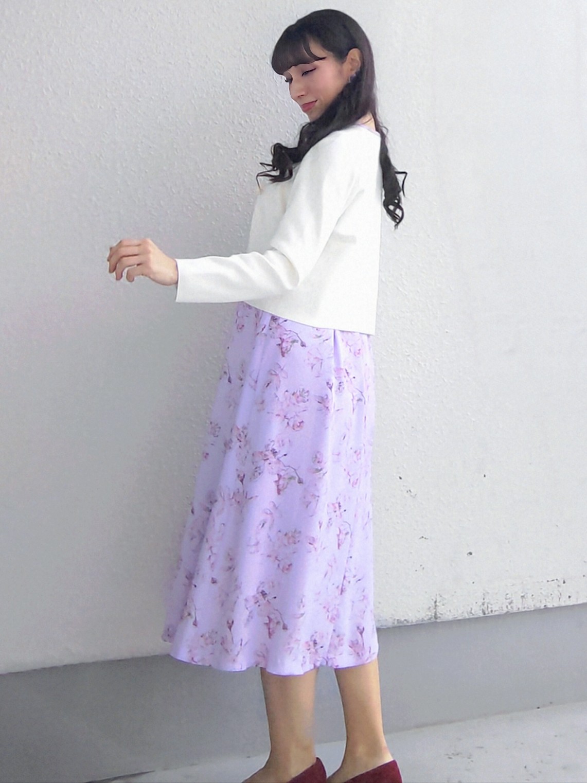 keinaさんの「SunaUna｜【手洗い可】花モチーフ付カーディガン」を使ったコーディネート