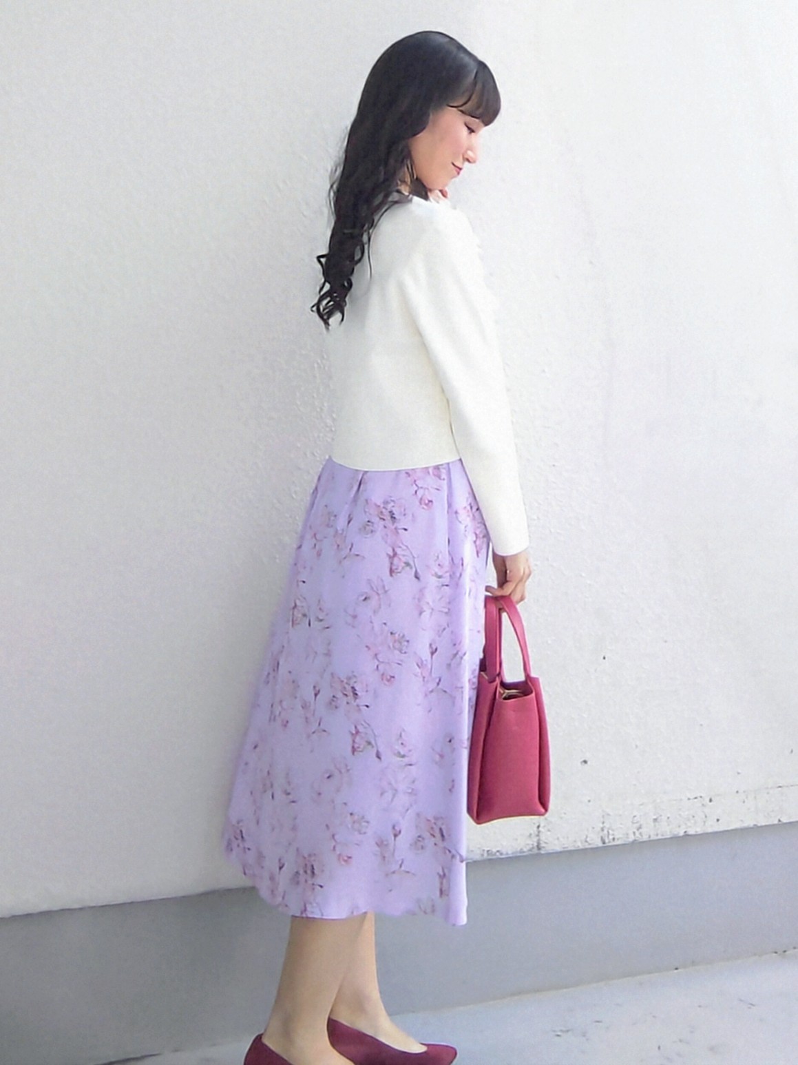 keinaさんの「SunaUna｜【手洗い可】花モチーフ付カーディガン」を使ったコーディネート