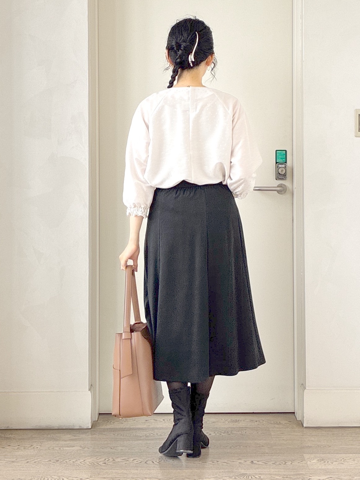  beni_gingerさんの「Reflect｜タックデザイン ラグランスリーブブラウス」を使ったコーディネート