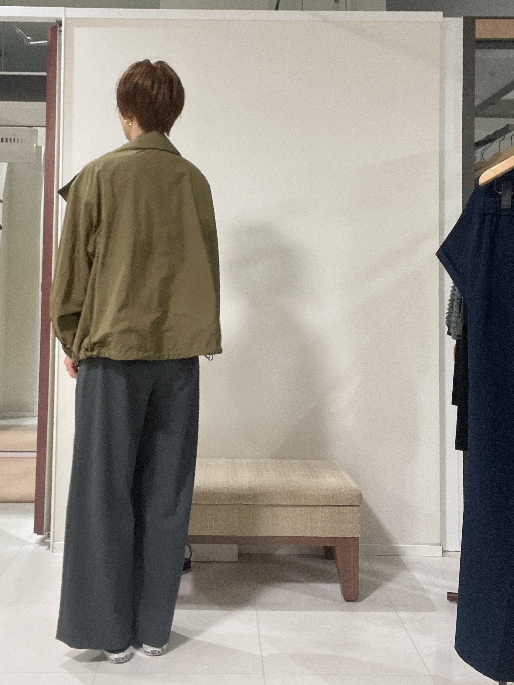 IWAMOさんの「UNTITLED｜【撥水/秋羽織り】タフタマウンテンパーカー」を使ったコーディネート