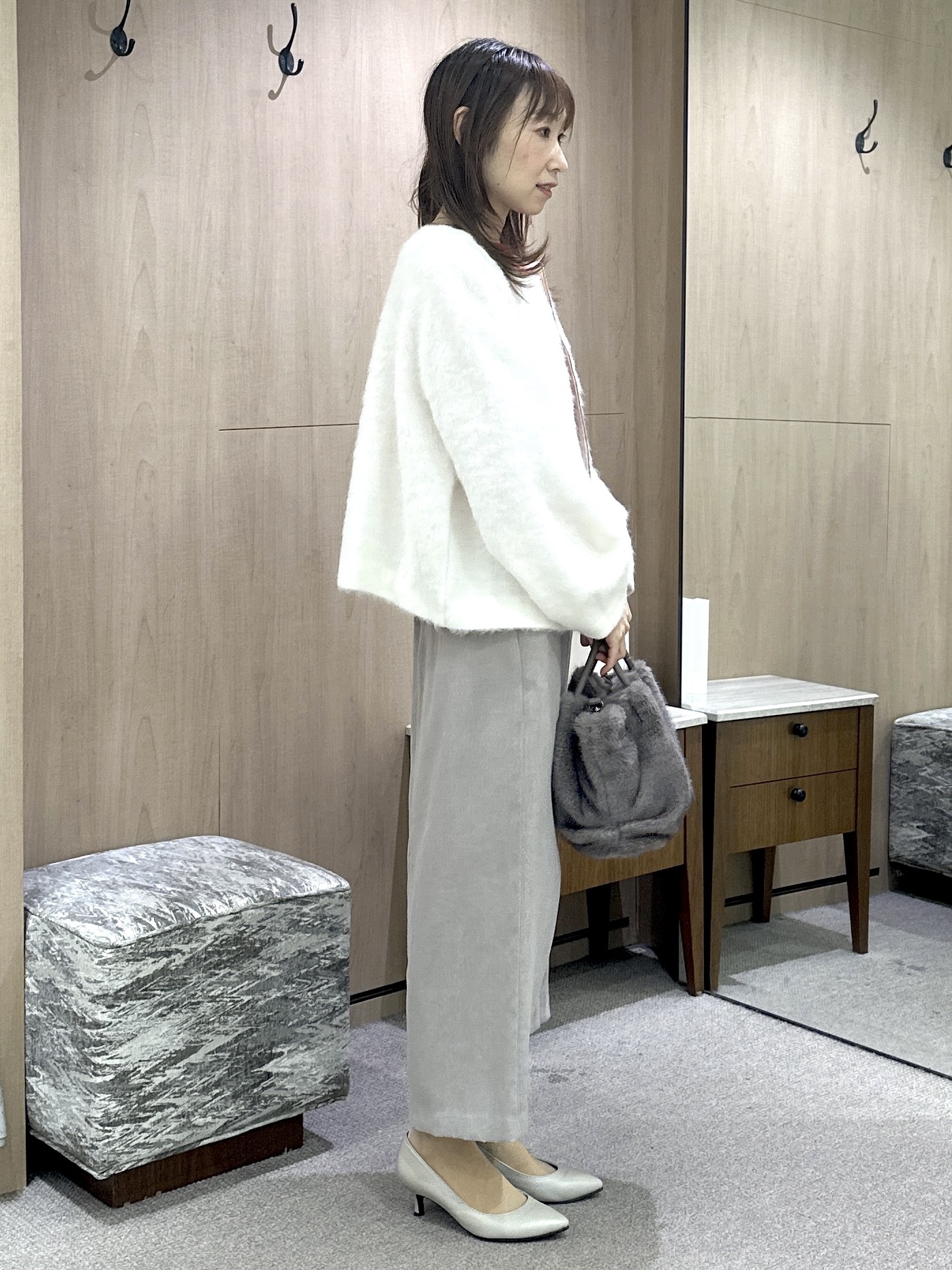 Miwaさんの「UNTITLED｜【大人の抜け感/8色展開】ボリュームスリーブニットプルオーバー」を使ったコーディネート