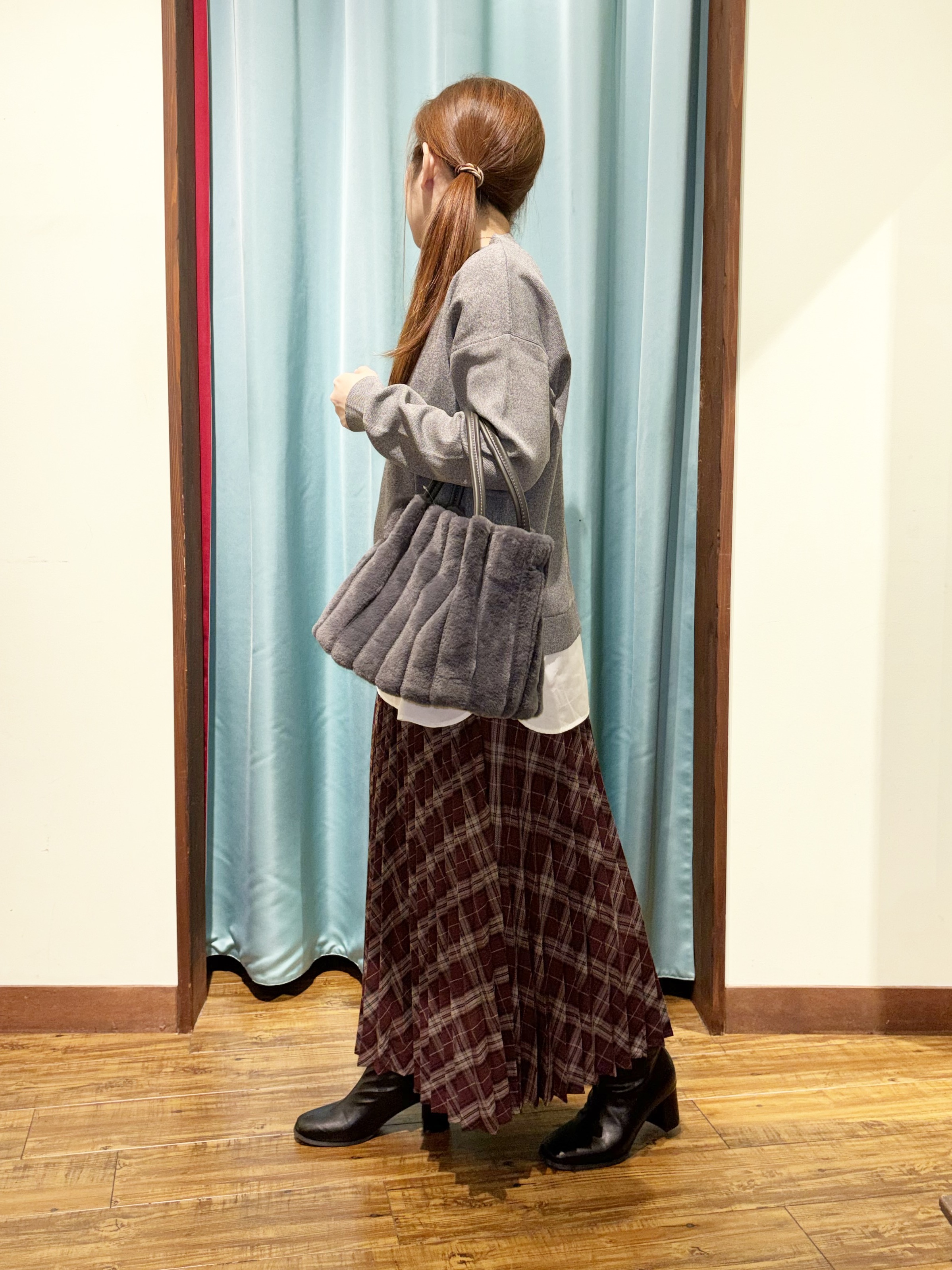 tukiさんの「SHOO･LA･RUE｜【S-LL】着るだけできまる シャツレイヤード風 スポンディッシュニット」を使ったコーディネート