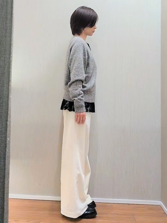 ミズタさんの「UNTITLED｜【アンサンブル可/秋羽織り】杢調ジップカーディガン」を使ったコーディネート