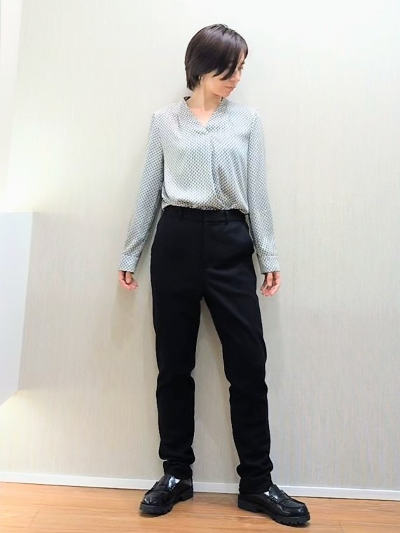 ミズタさんの「UNTITLED｜【ウール100/仕事着/スーツ】ミルドジャージテーラードジャケット」を使ったコーディネート