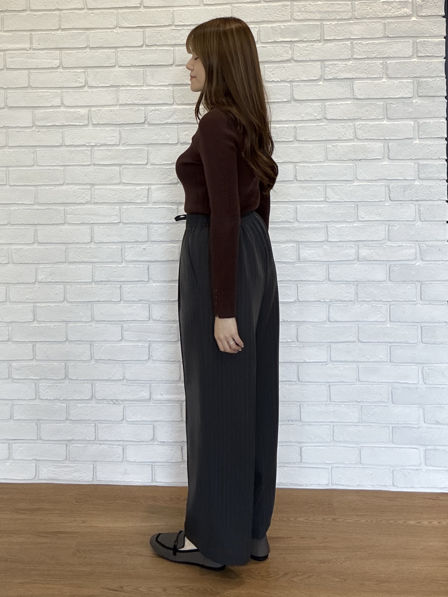 sayaさんの「SHOO･LA･RUE｜【絶妙なゆるピタ/S-LL/洗濯機可】ちくちくしにくいリブタートルネック やわらかニット」を使ったコーディネート