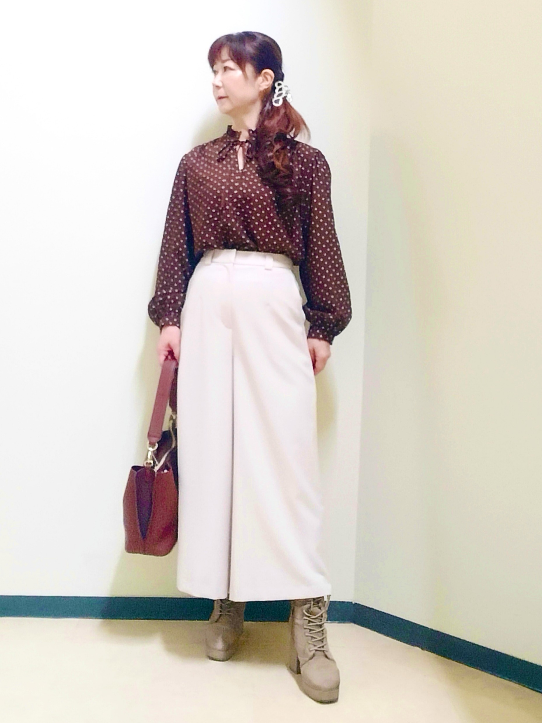 花さんの「Reflect｜フェイクファーミドル丈ジレ」を使ったコーディネート