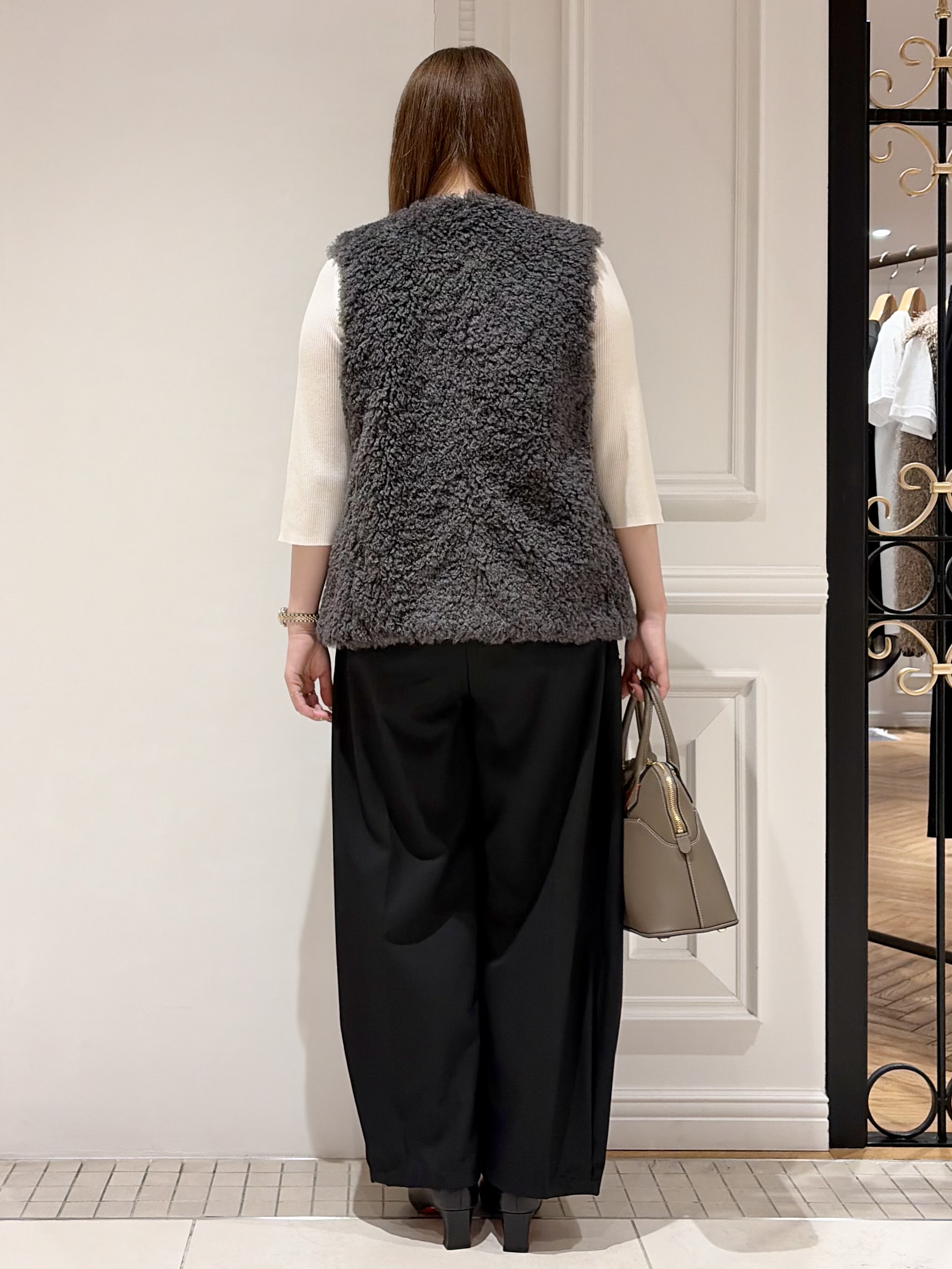 minowaさんの「DRESSTERIOR｜エコファージレ」を使ったコーディネート