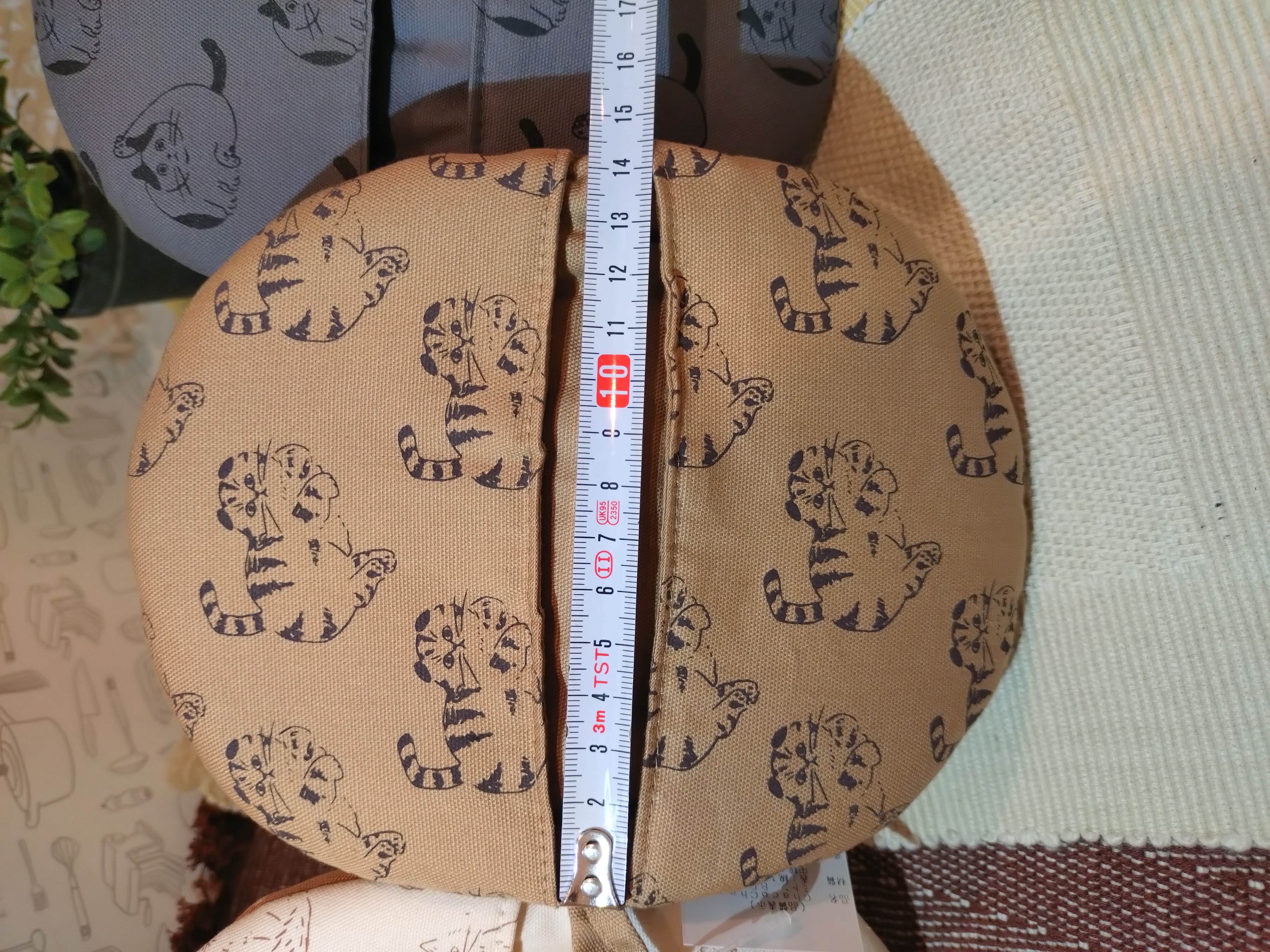 PANタナカさんの「212 KITCHEN STORE｜chaco chaco (チャコチャコ) ミトン GY」を使ったコーディネート