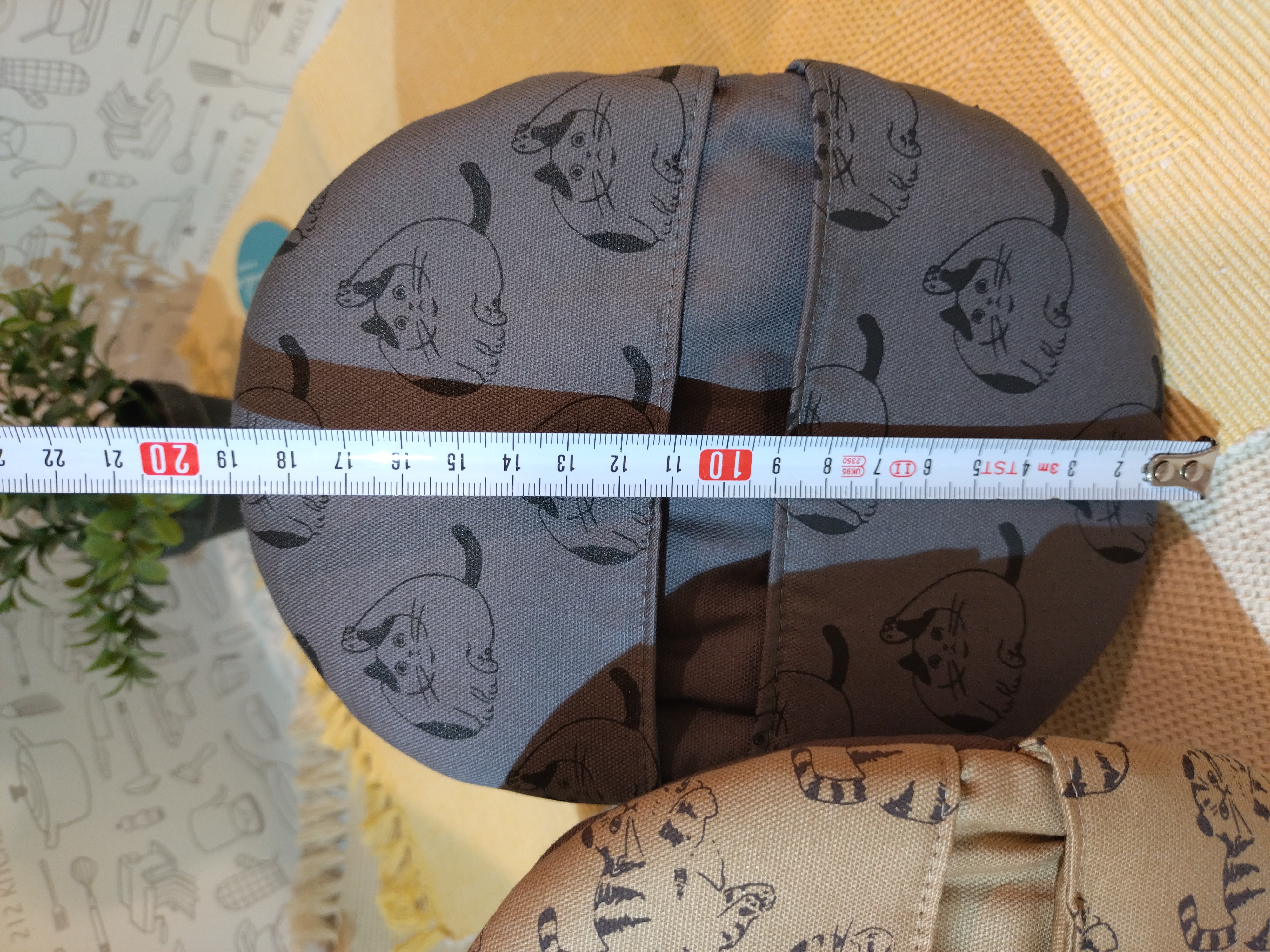 PANタナカさんの「212 KITCHEN STORE｜chaco chaco (チャコチャコ) ミトン GY」を使ったコーディネート