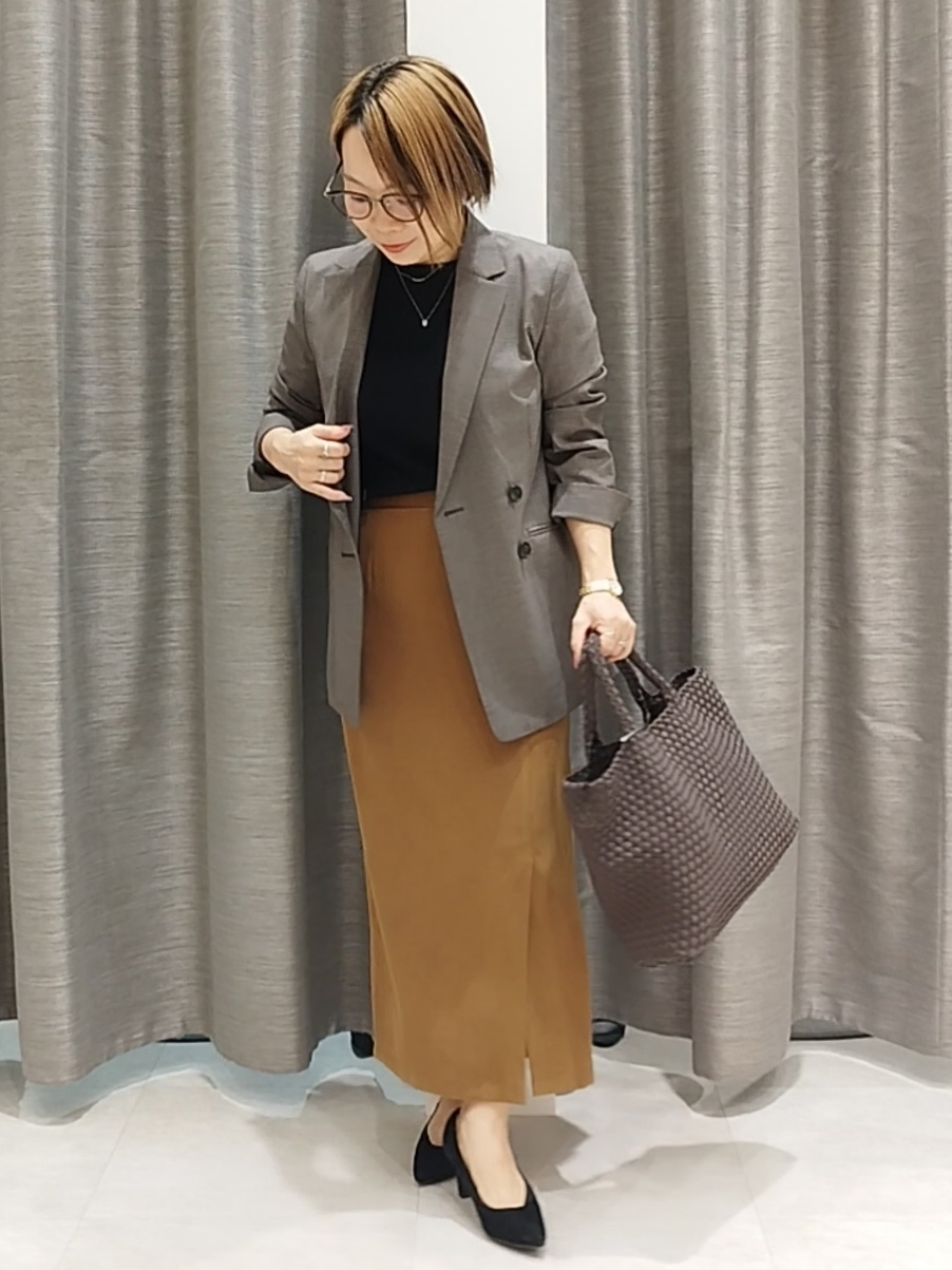 s u g iさんの「UNTITLED｜【セットアップ可/秋羽織り/お仕事スーツ】ウールブレンドダブルジャケット」を使ったコーディネート
