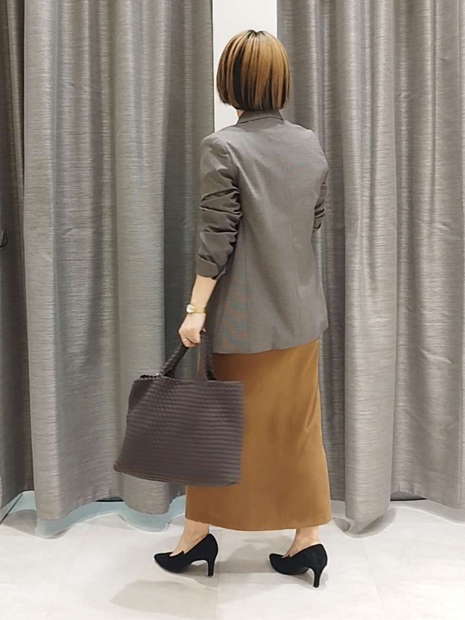 s u g iさんの「UNTITLED｜【セットアップ可/秋羽織り/お仕事スーツ】ウールブレンドダブルジャケット」を使ったコーディネート