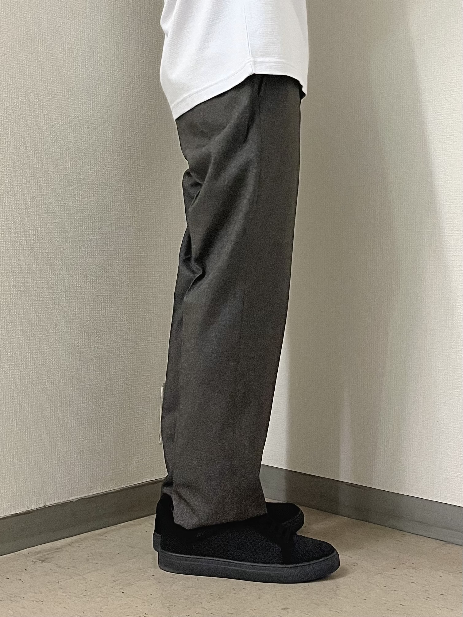 URAさんの「TAKEO KIKUCHI｜ウールライクキャットフット ジャケット」を使ったコーディネート