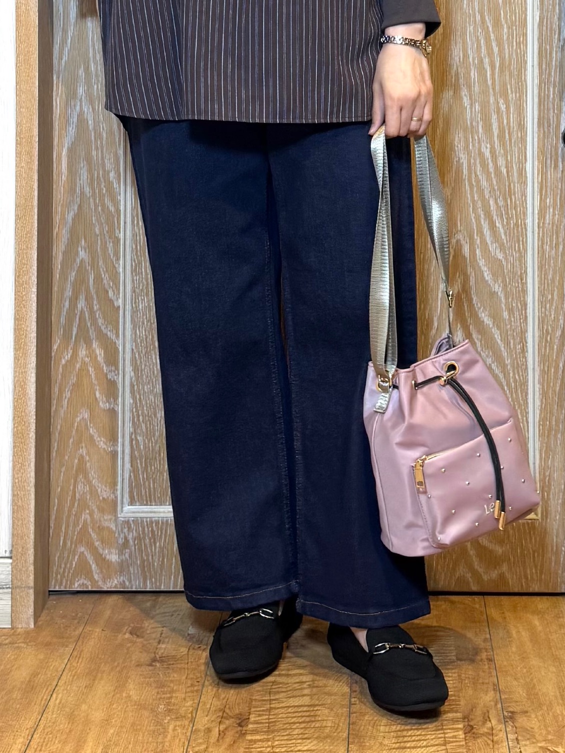 KAORIさんの「SHOO･LA･RUE｜【着丈選べる/洗濯後しわになりにくい】インせず着られる ドルマンブラウス」を使ったコーディネート