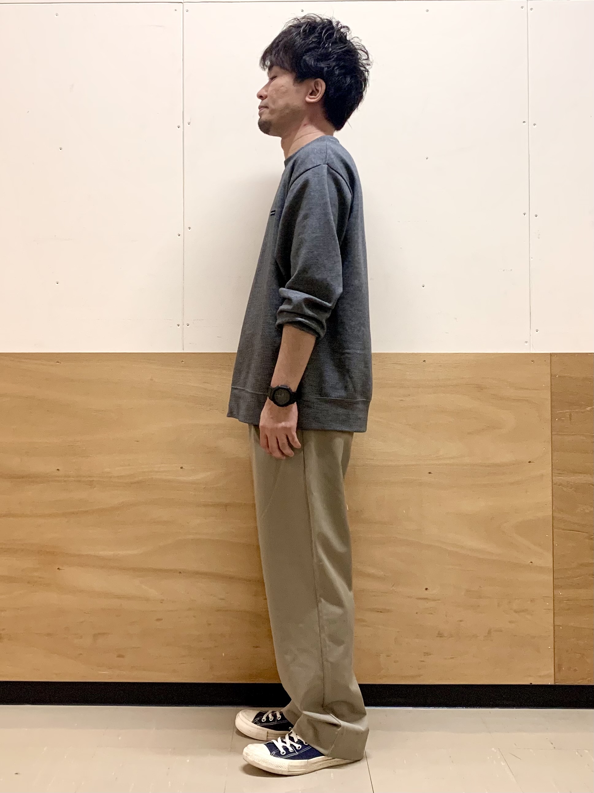 MATUさんの「THE SHOP TK｜【洗濯機OK／ユニセックス】ダンボール ロゴスウェット」を使ったコーディネート