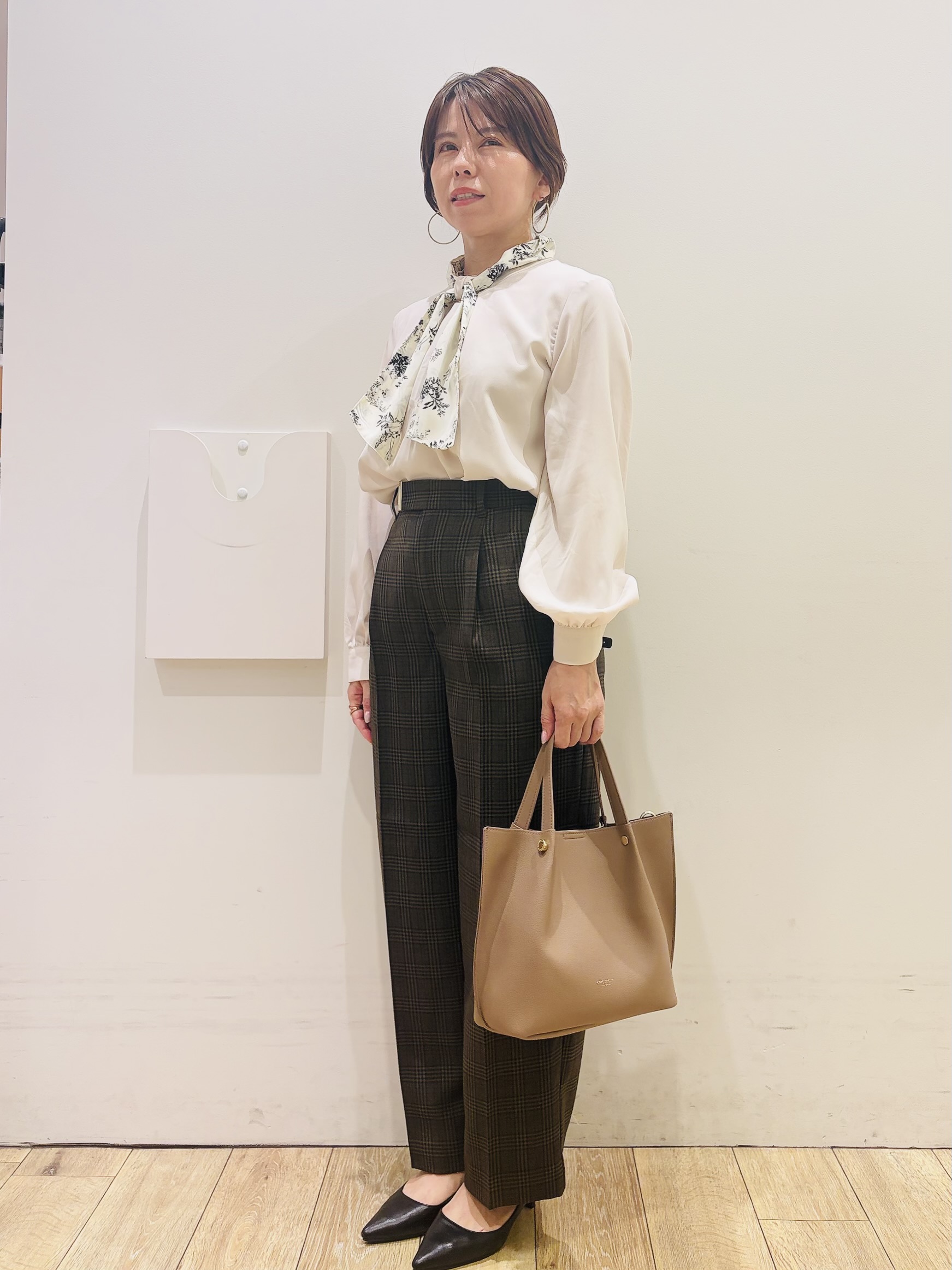 YUKOさんの「index｜【セットアップ可】ストレッチツイルテーラードジャケット《防シワ／洗濯機OK》」を使ったコーディネート
