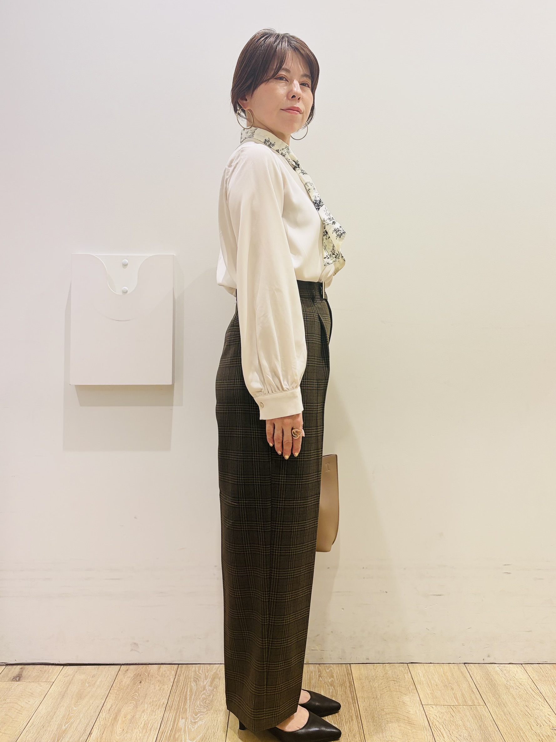 YUKOさんの「index｜【セットアップ可】ストレッチツイルテーラードジャケット《防シワ／洗濯機OK》」を使ったコーディネート