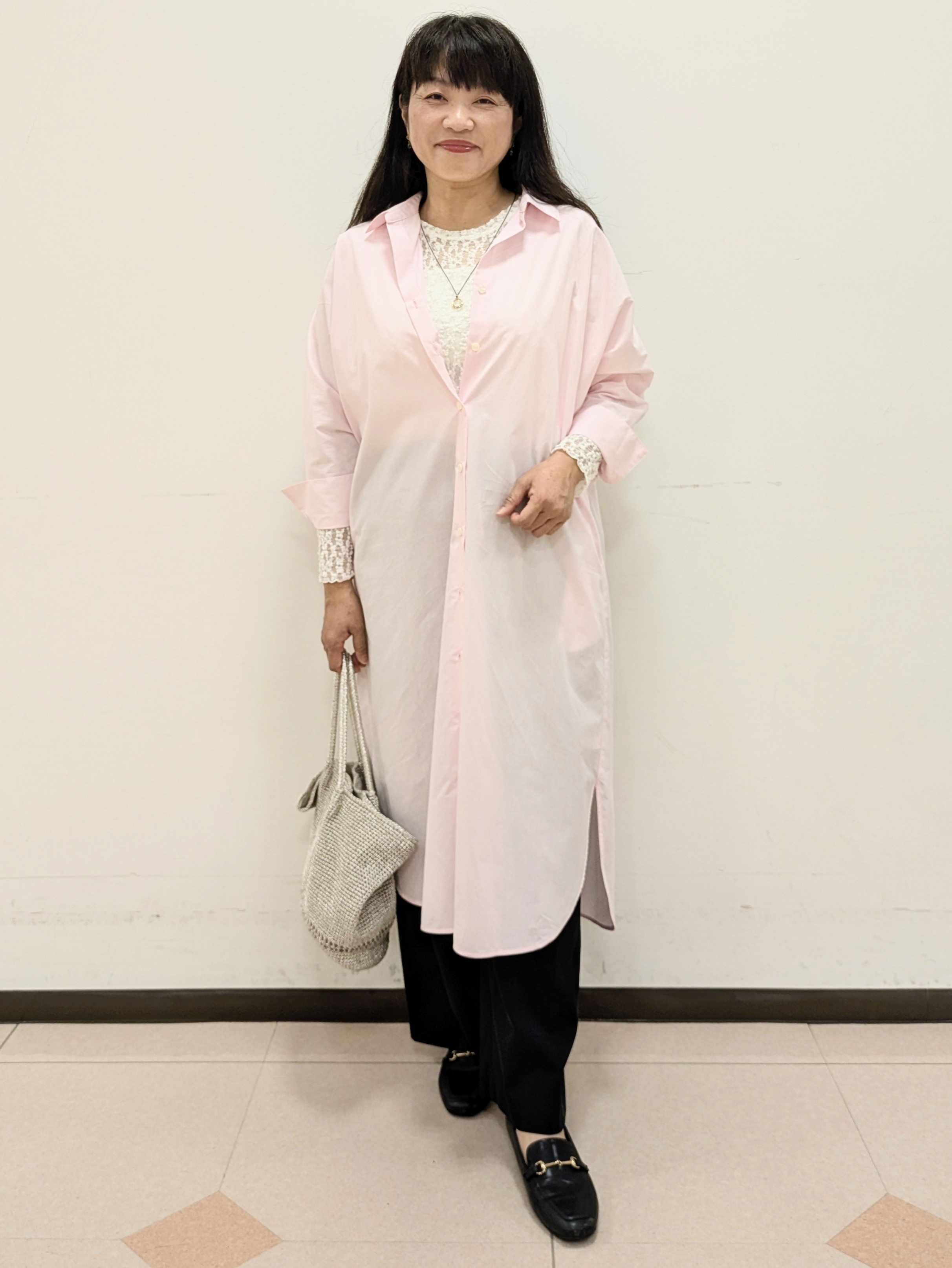 ともさんの「UNTITLED｜ロングシャツワンピース」を使ったコーディネート
