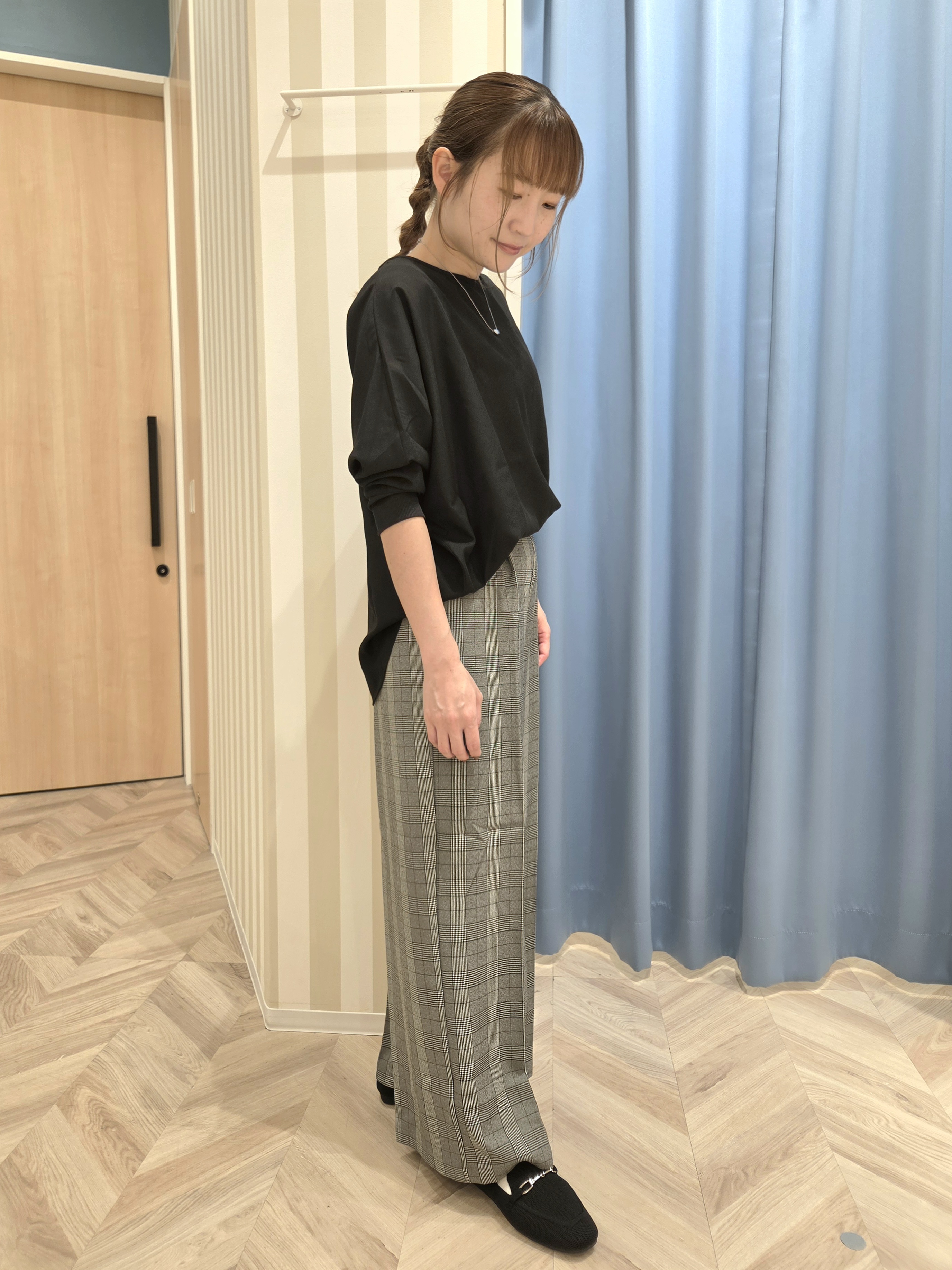 Ikumiさんの「SHOO･LA･RUE｜【着丈選べる/洗濯後しわになりにくい】インせず着られる ドルマンブラウス」を使ったコーディネート