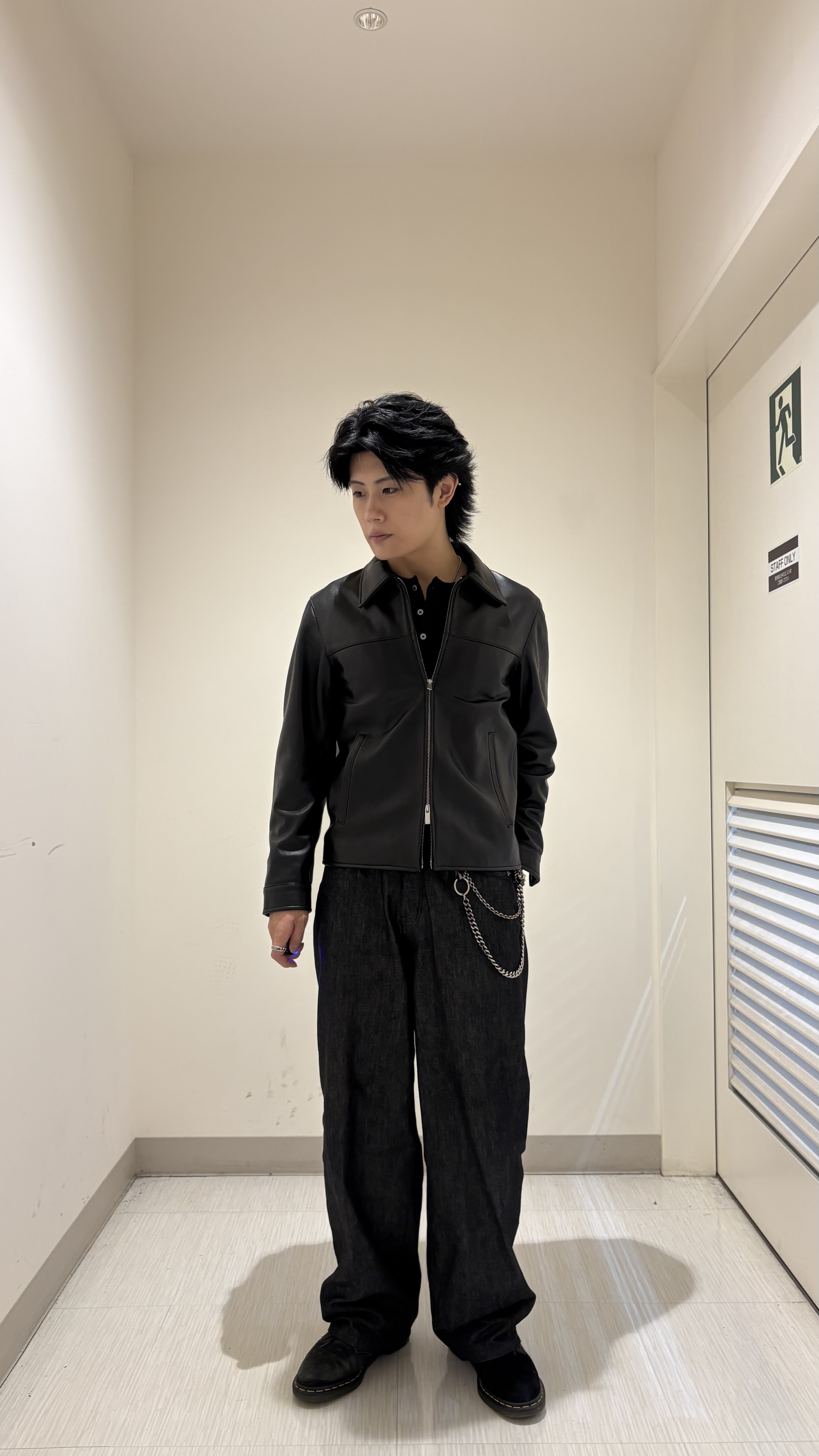 辻一樹さんの「tk.TAKEO KIKUCHI｜【本革】レザーブルゾン」を使ったコーディネート
