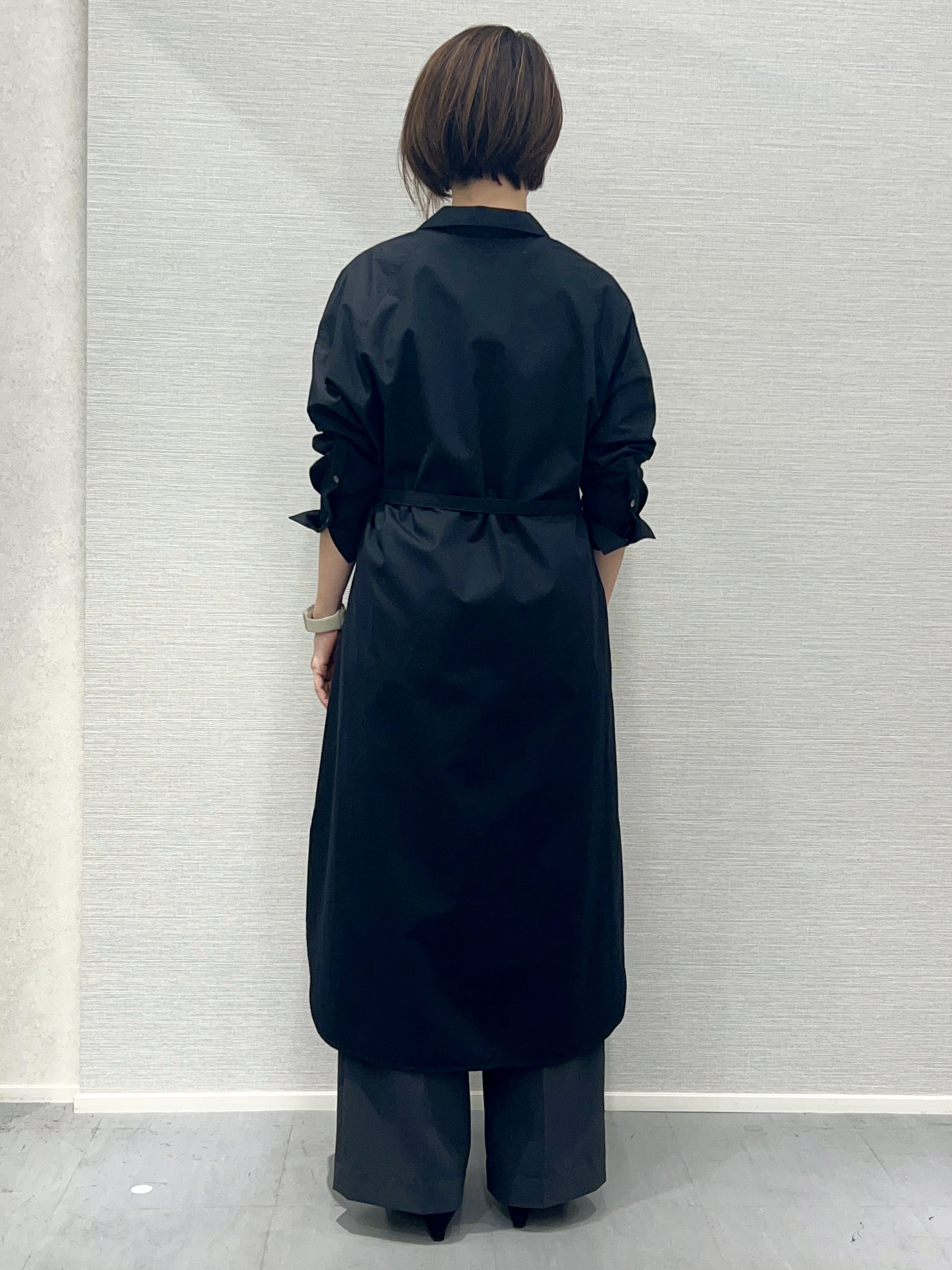 Shinakoさんの「UNTITLED｜ロングシャツワンピース」を使ったコーディネート