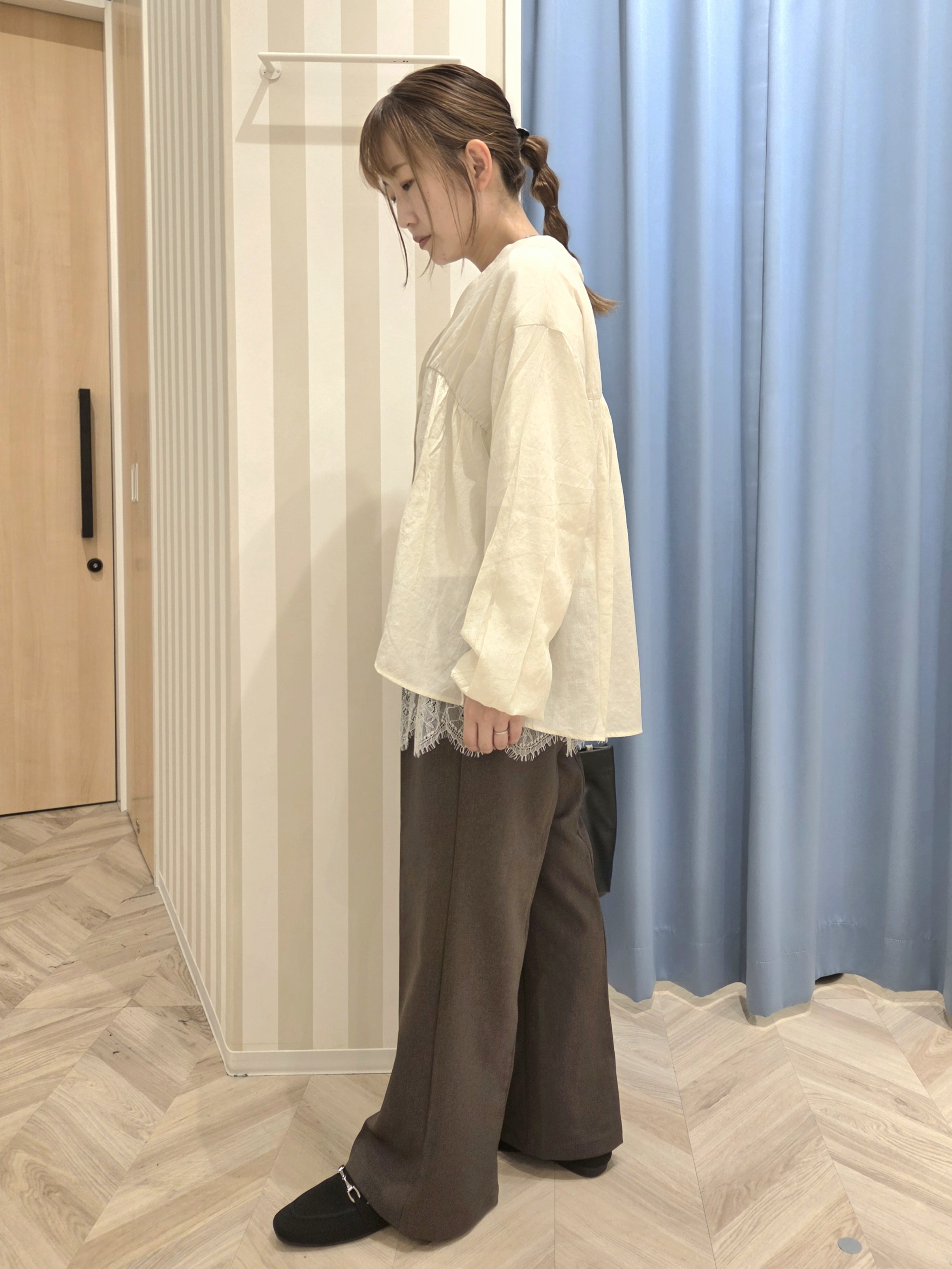 Ikumiさんの「SHOO･LA･RUE｜【S-LL/洗濯機可】着痩せシルエット シャーリングシャツカーディガン」を使ったコーディネート
