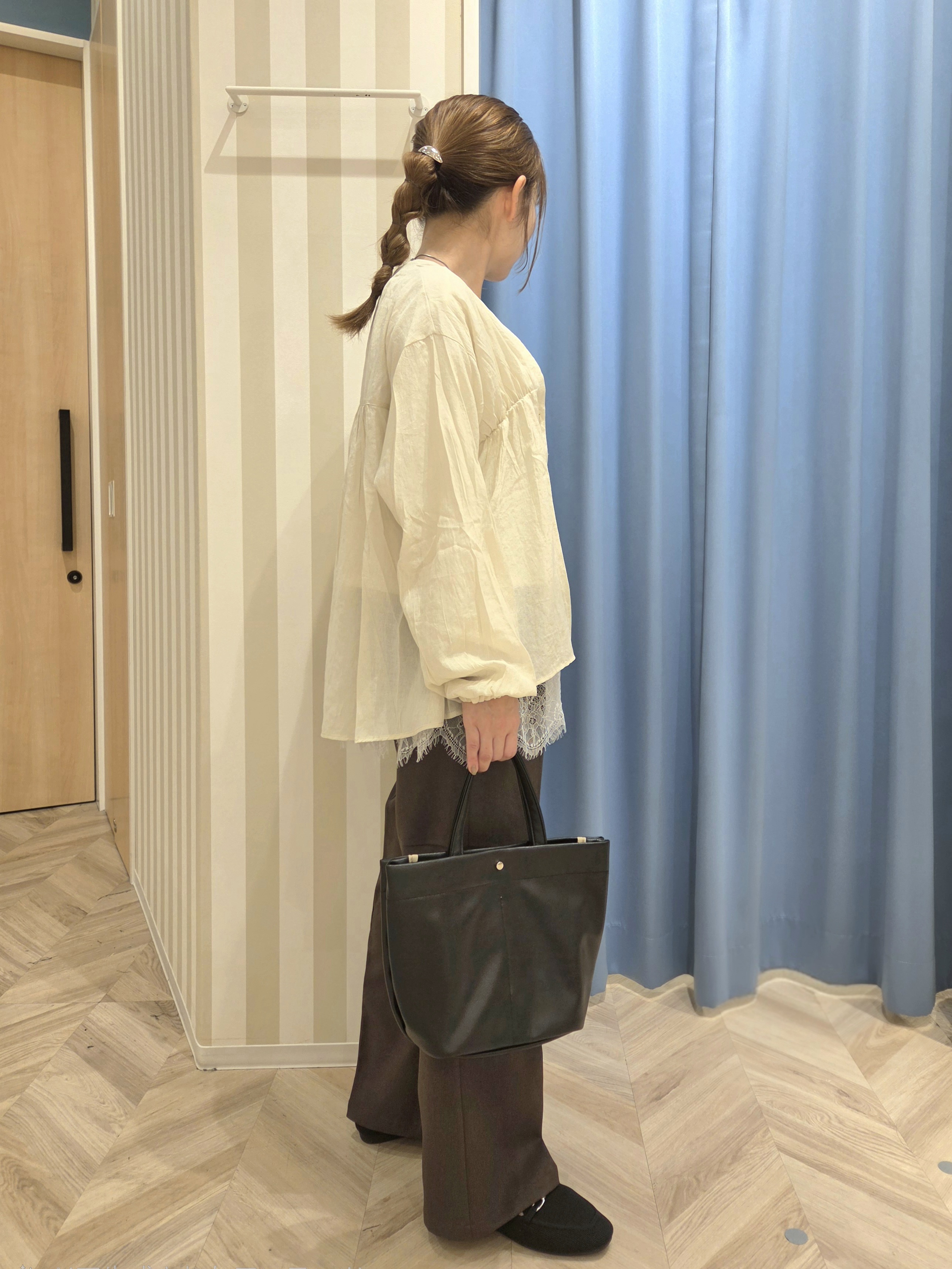 Ikumiさんの「SHOO･LA･RUE｜【S-LL/洗濯機可】着痩せシルエット シャーリングシャツカーディガン」を使ったコーディネート
