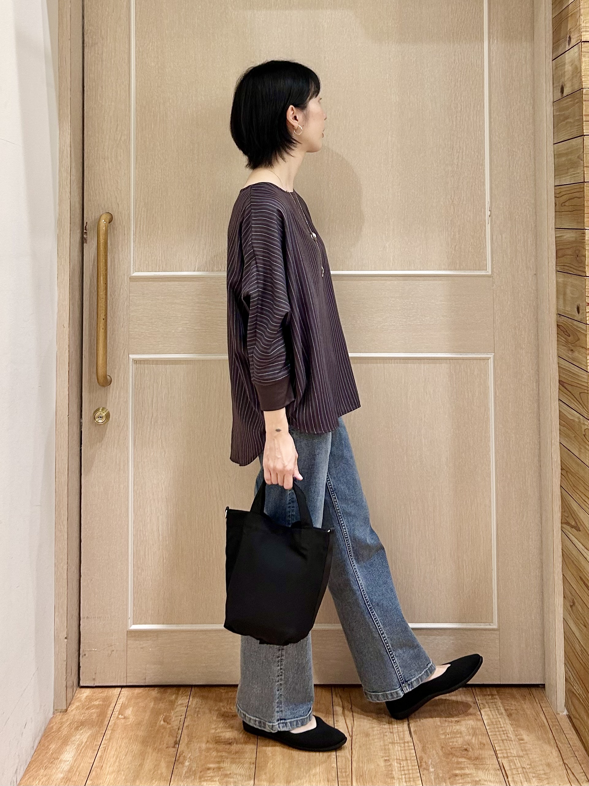 ちぐささんの「SHOO･LA･RUE｜【着丈選べる/洗濯後しわになりにくい】インせず着られる ドルマンブラウス」を使ったコーディネート