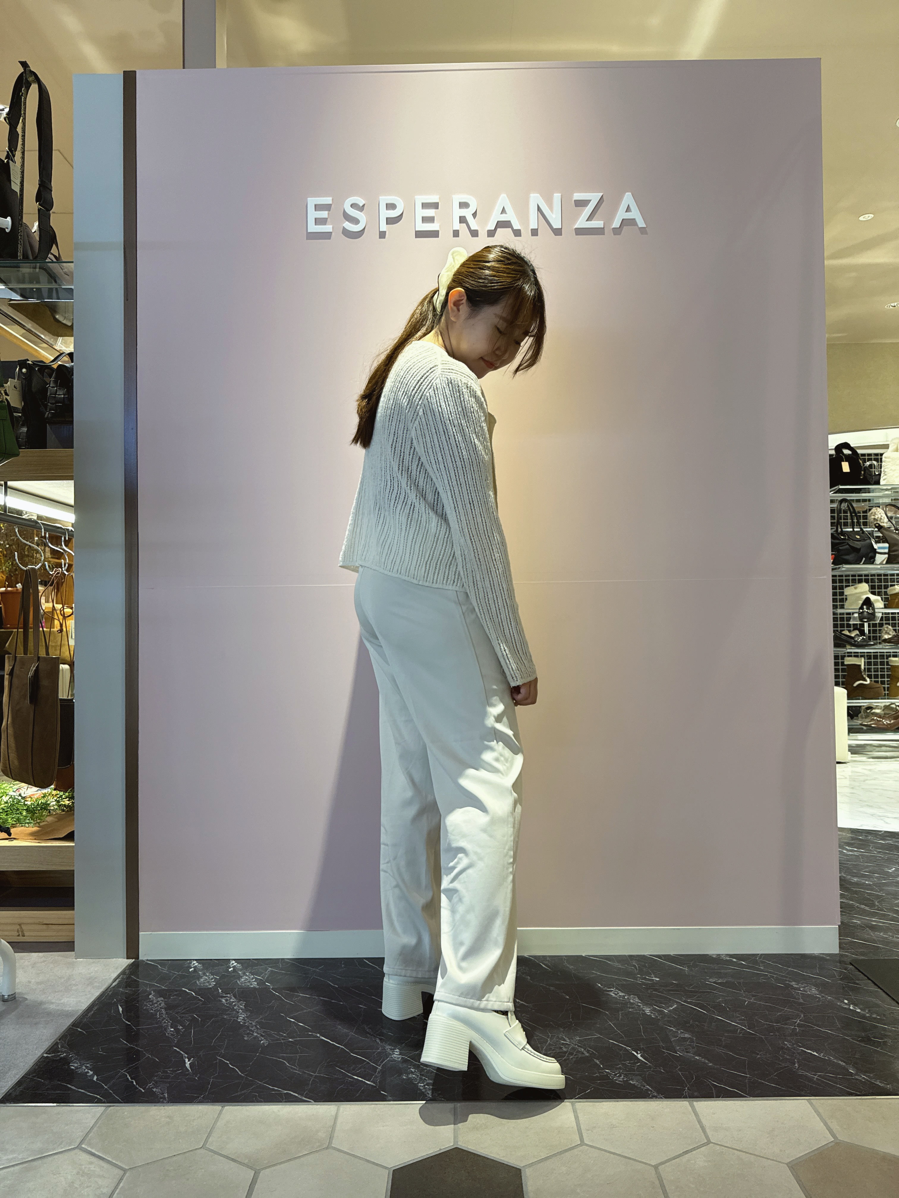 neinaさんの「ESPERANZA｜ペニーローファー」を使ったコーディネート