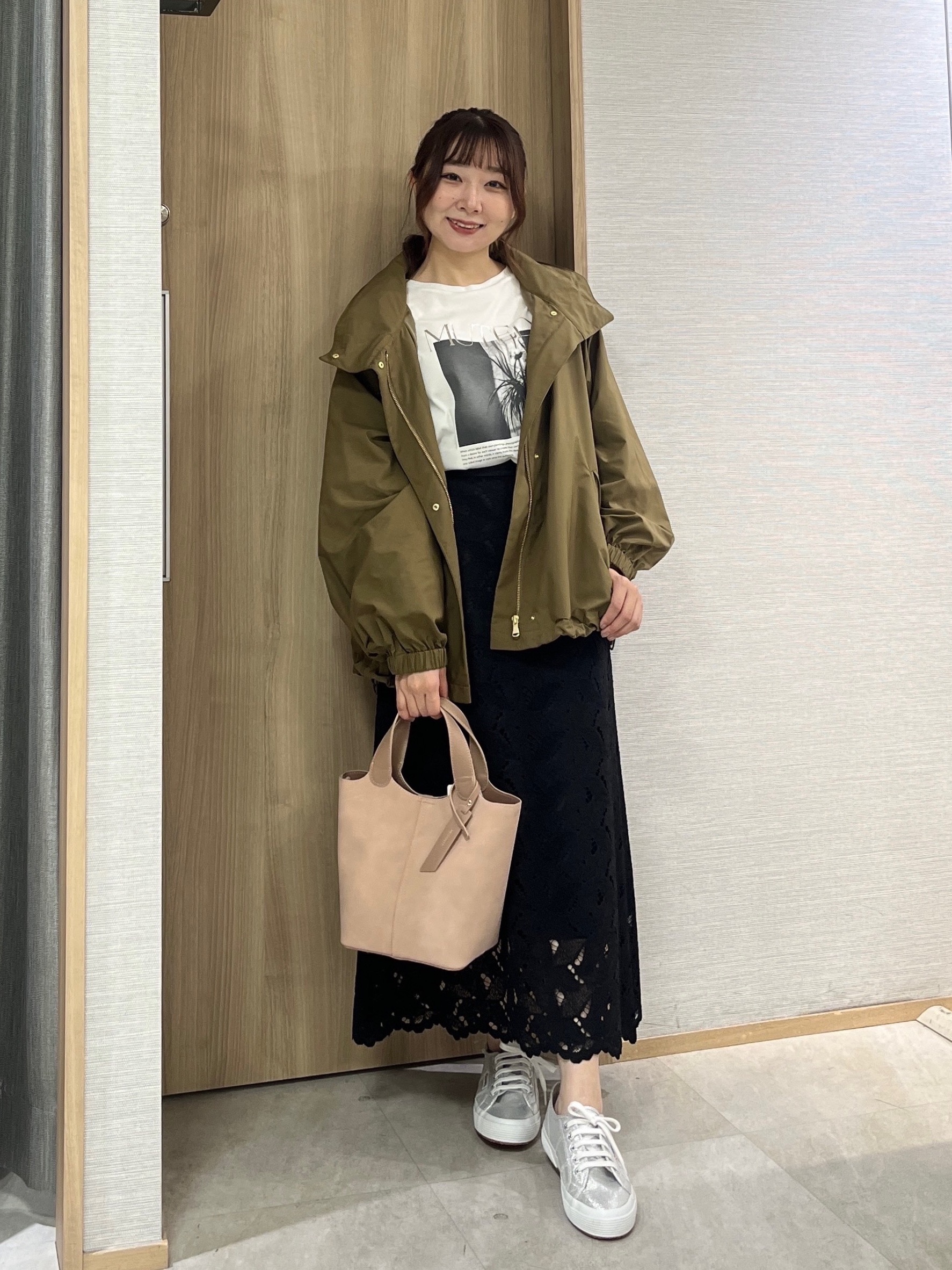 KAHOさんの「UNTITLED｜【撥水/秋羽織り】タフタマウンテンパーカー」を使ったコーディネート