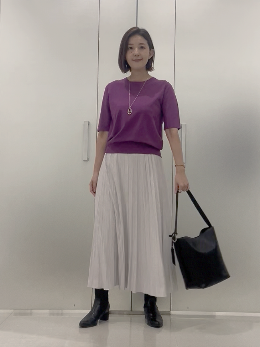 まどかさんの「UNTITLED｜【アンサンブル可/きれいめ/通勤】コンパクト5分袖ニット」を使ったコーディネート