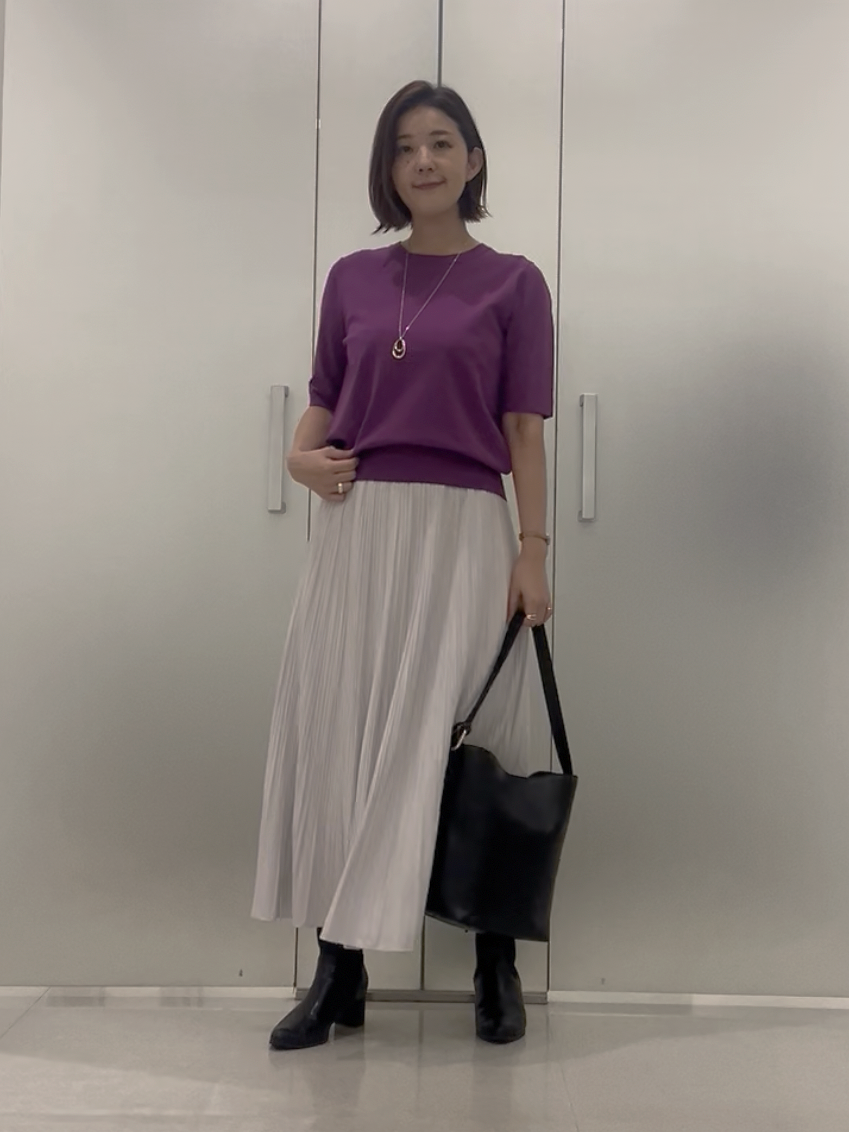まどかさんの「UNTITLED｜【アンサンブル可/きれいめ/通勤】コンパクト5分袖ニット」を使ったコーディネート